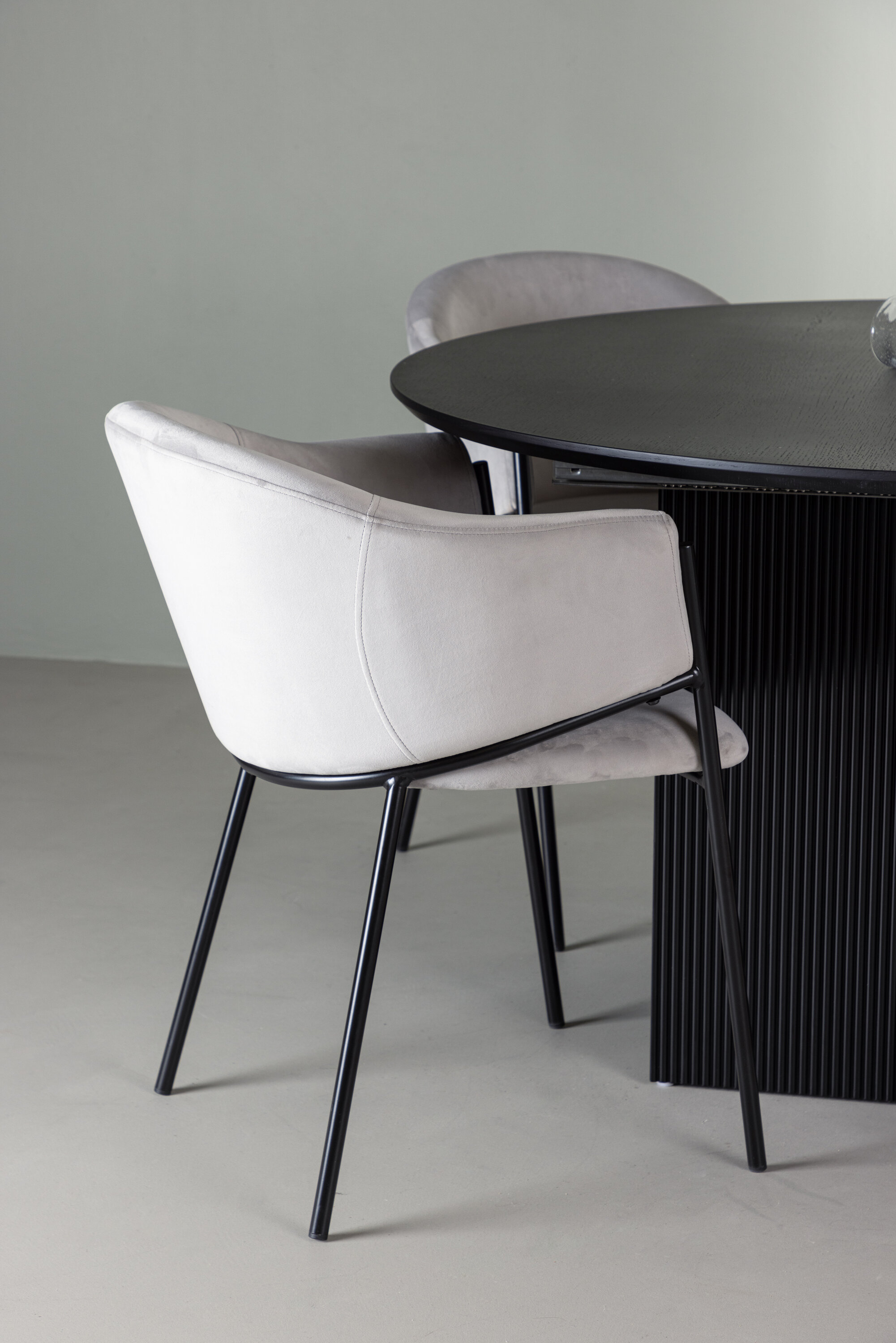 deLOHN Evelina Kör alakú étkezőgarnitúra