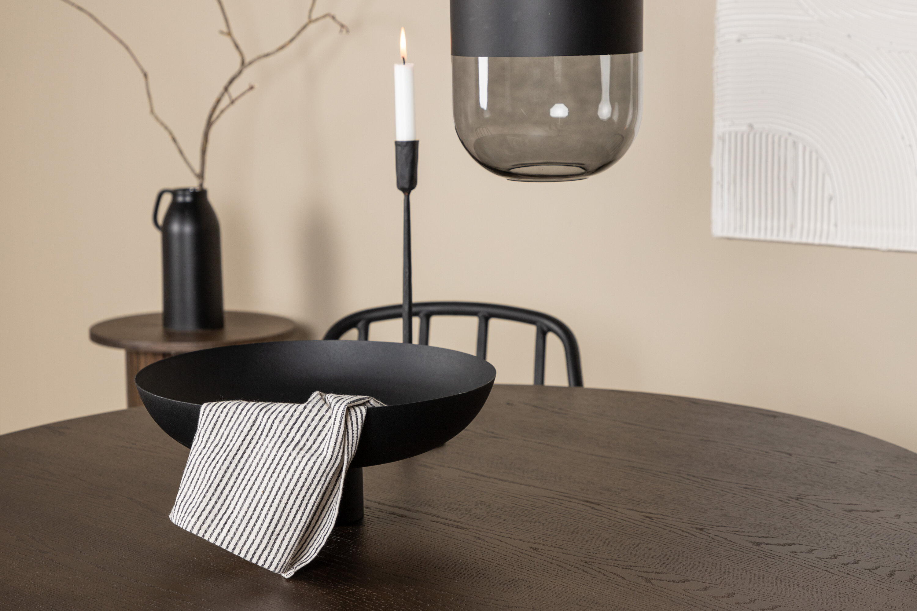 deLOHN Stone round, Dyrön Kör alakú étkezőgarnitúra