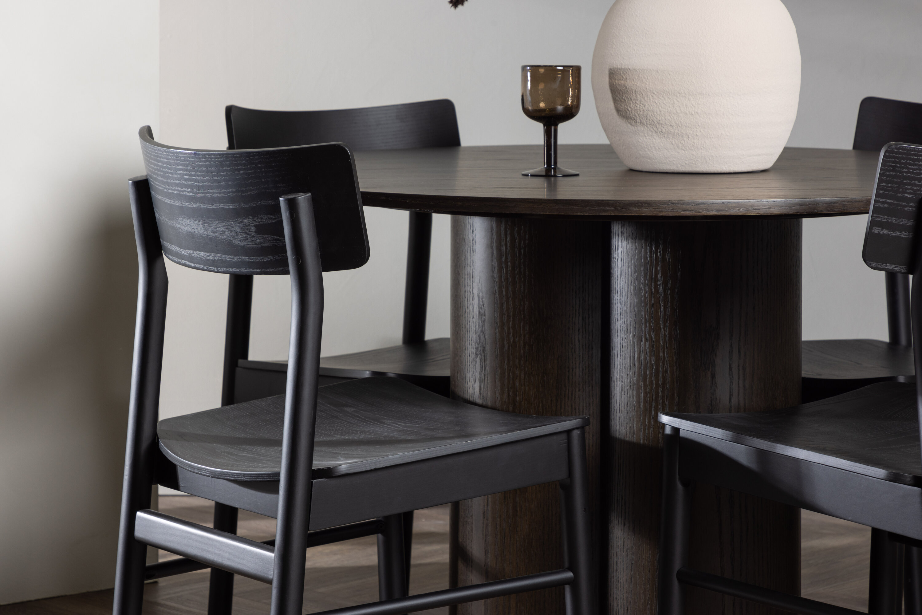 deLOHN Olivia, Montros Kör alakú étkezőgarnitúra