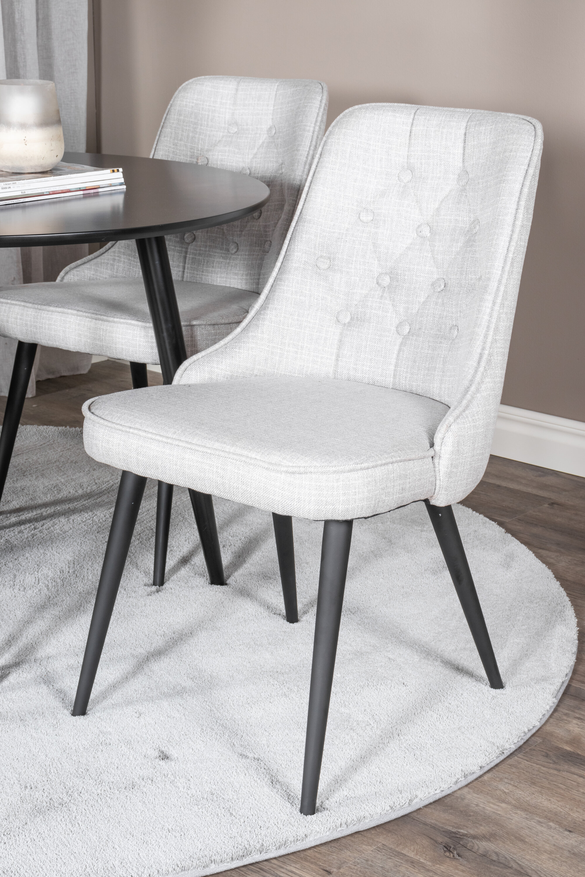 deLOHN Velvet Deluxe, Plaza Kör alakú étkezőgarnitúra