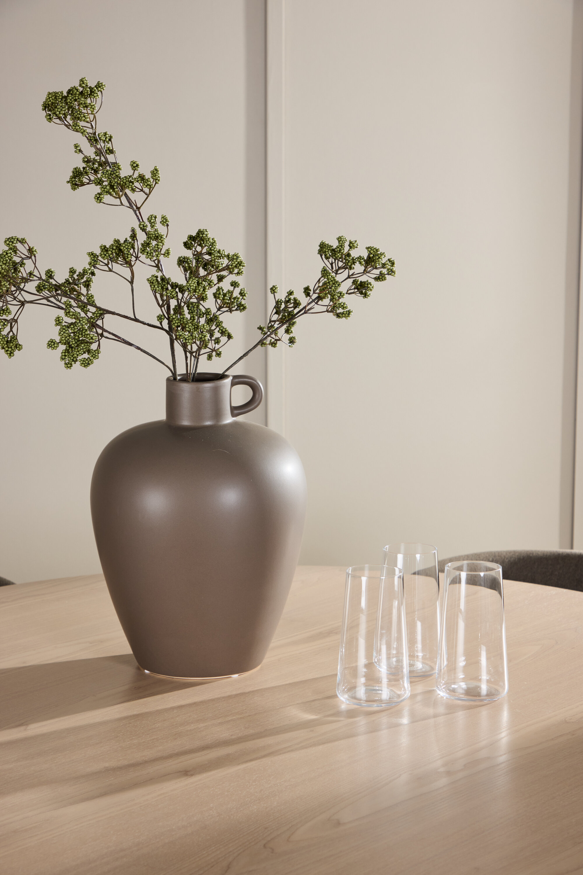 deLOHN Flora, Edina Kör alakú étkezőgarnitúra deLOHN Flora, Edina Kör alakú étkezőgarnitúra