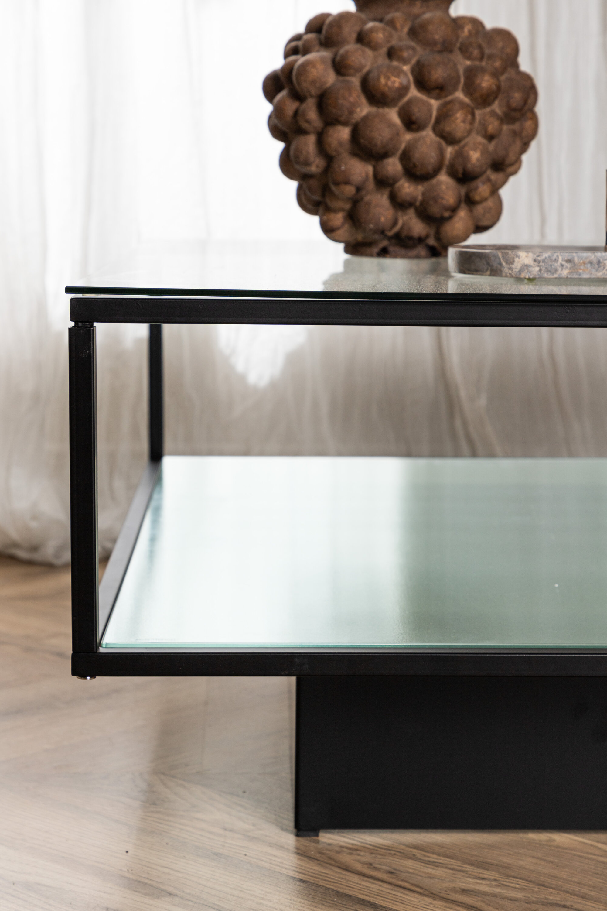 deLOHN Maglehem Dohányzóasztal