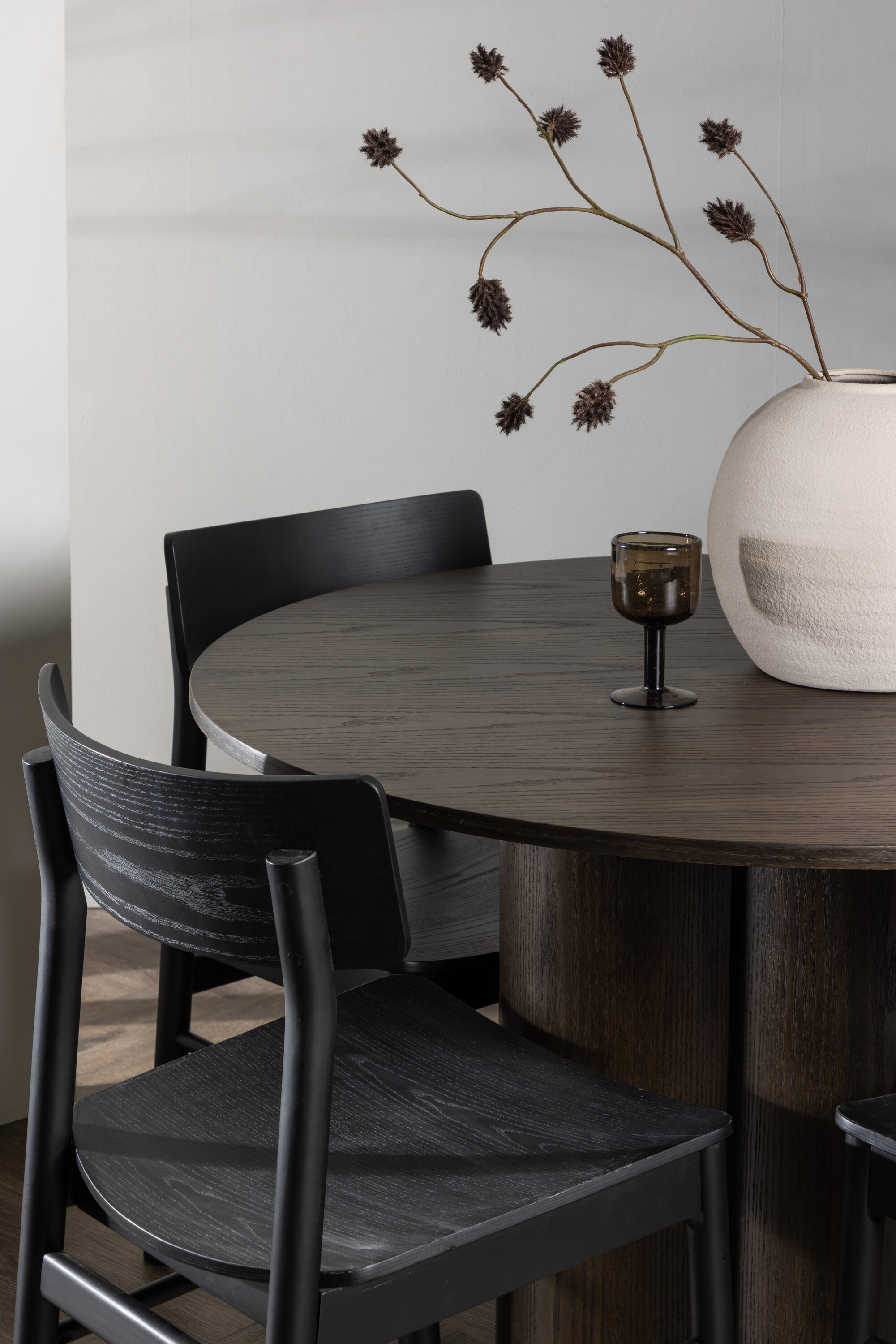 deLOHN Olivia, Montros Kör alakú étkezőgarnitúra