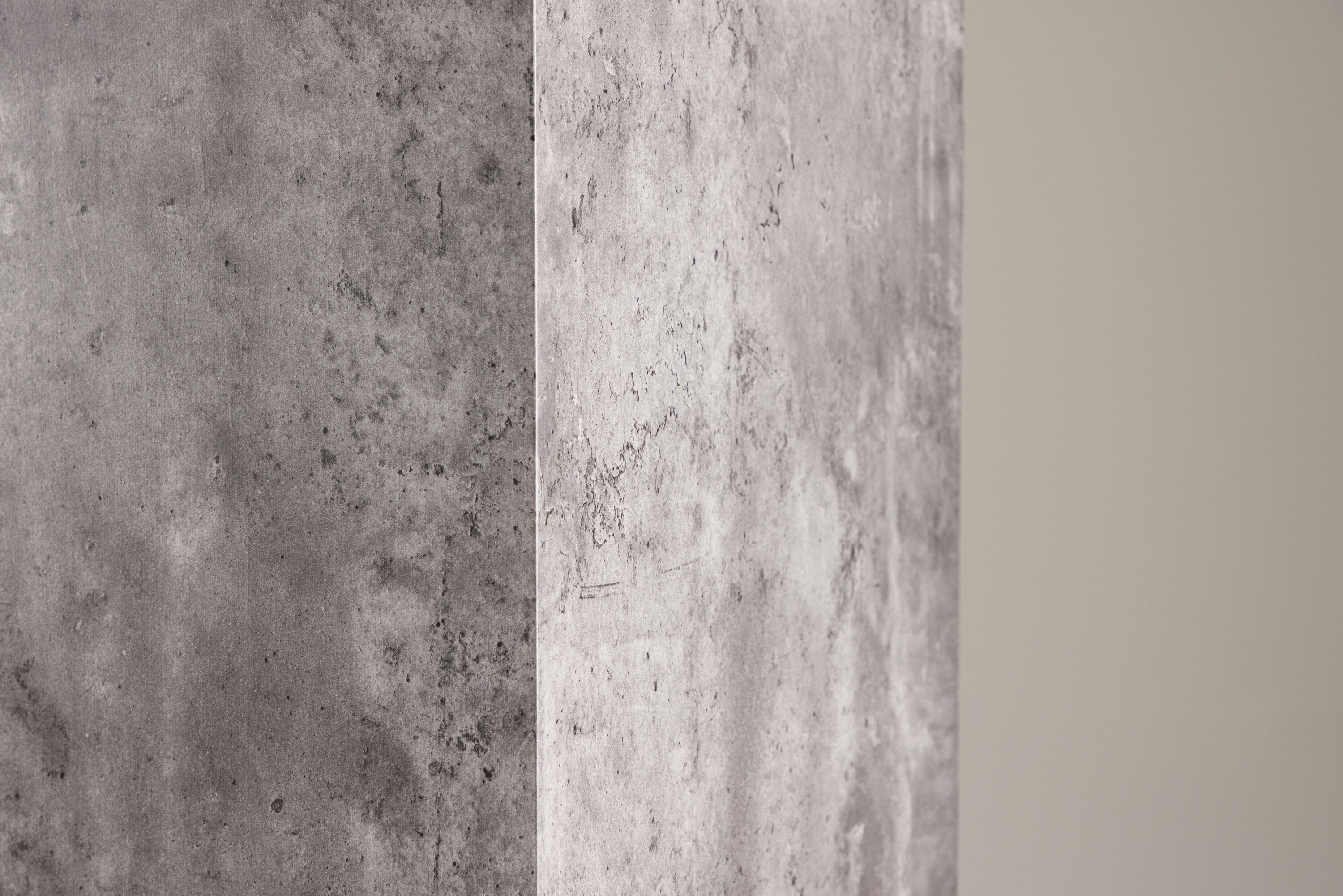 deLOHN Ramsvik Kisasztal