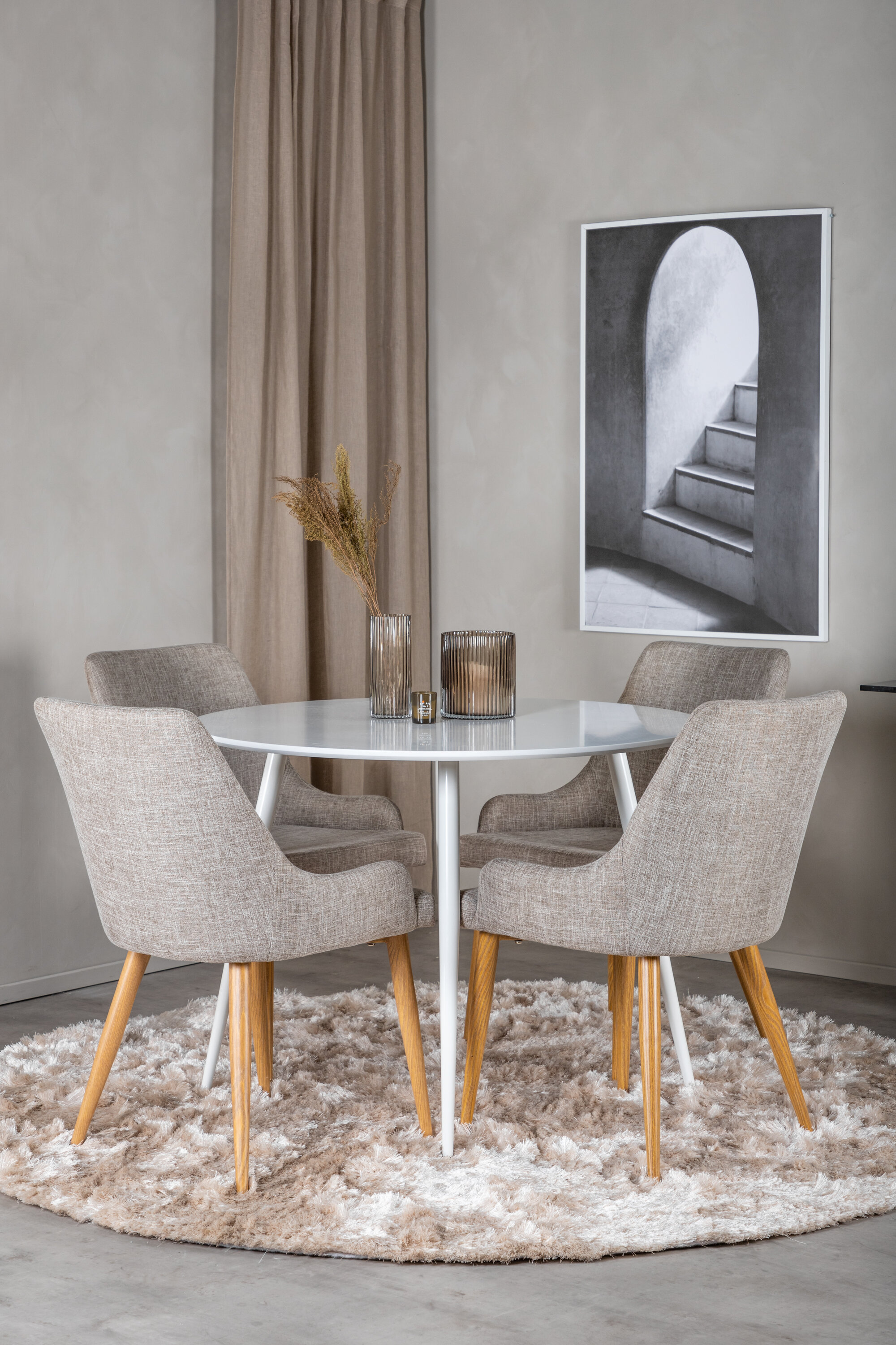 deLOHN Plaza, Plaza Kör alakú étkezőgarnitúra