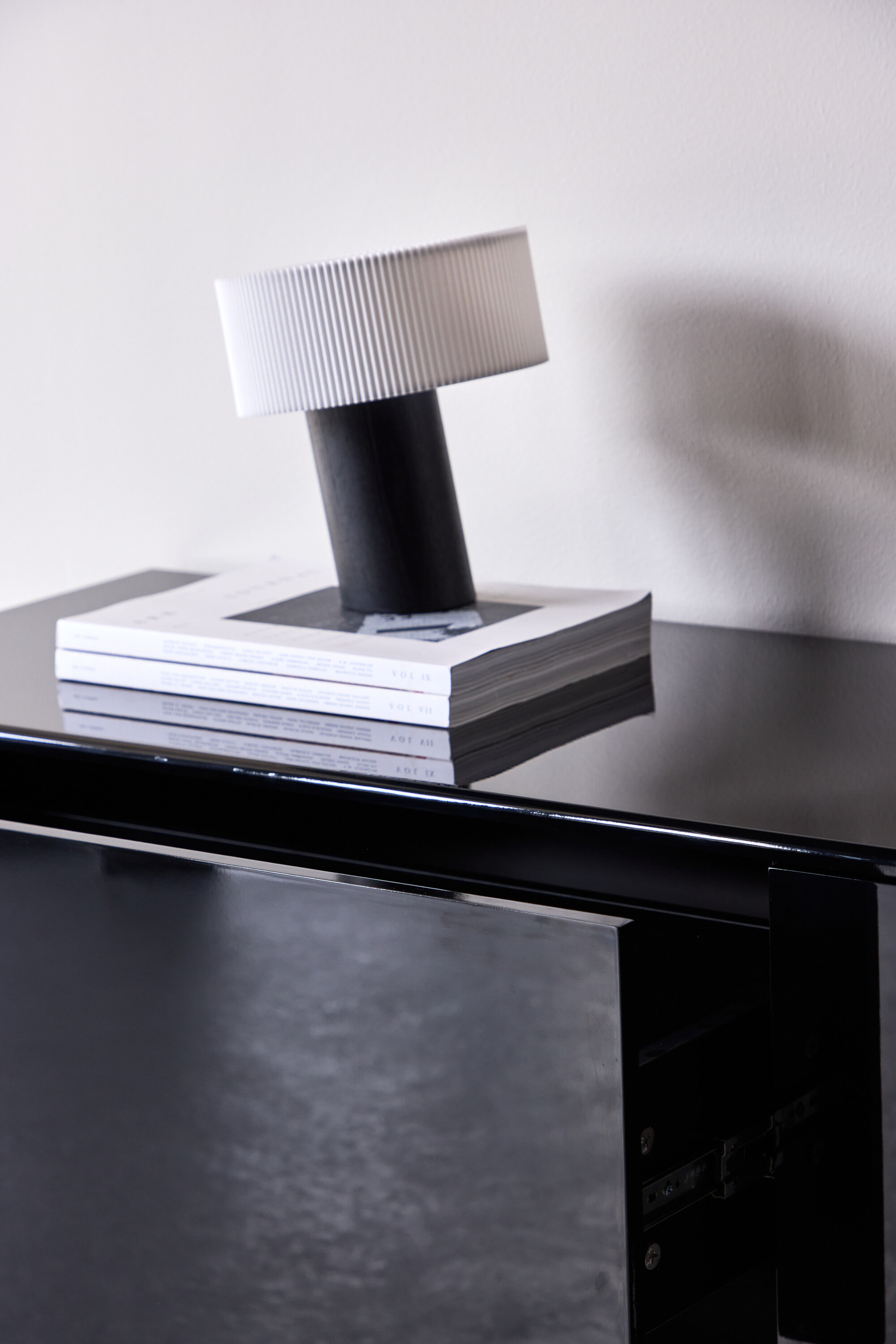 deLOHN Fristad TV-szekrény