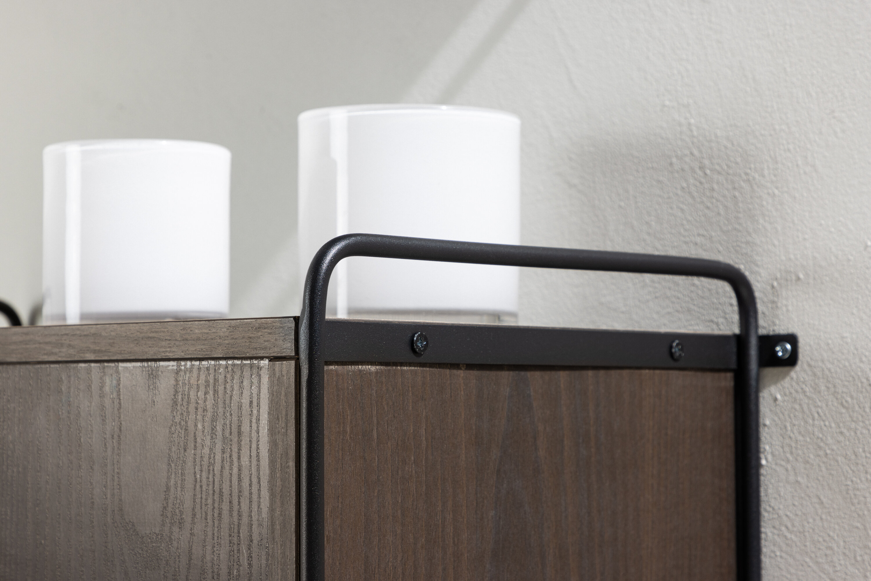 deLOHN Paris Tárolószekrény