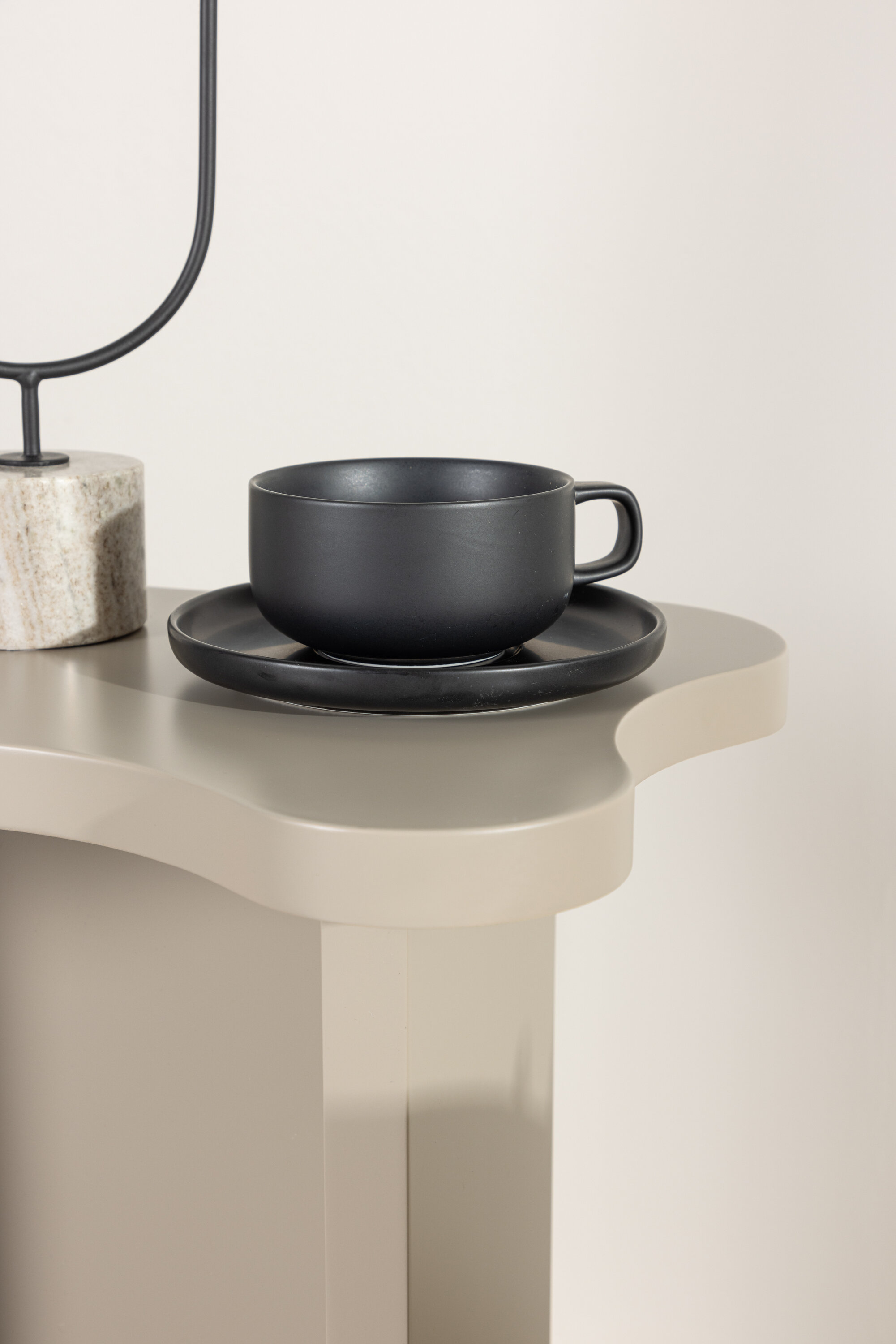 deLOHN Molde Kisasztal