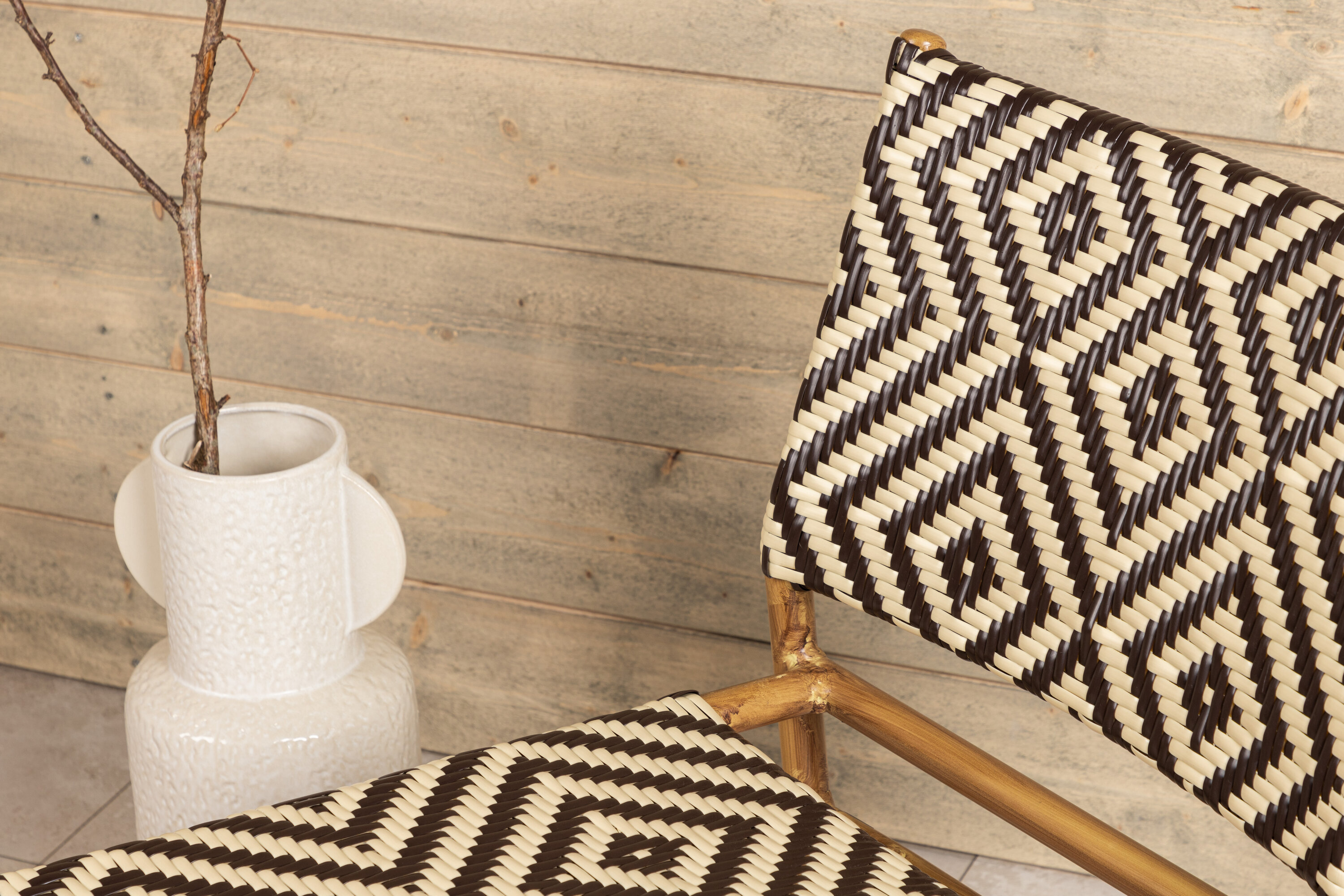 deLOHN Calapan Nyugágy szék