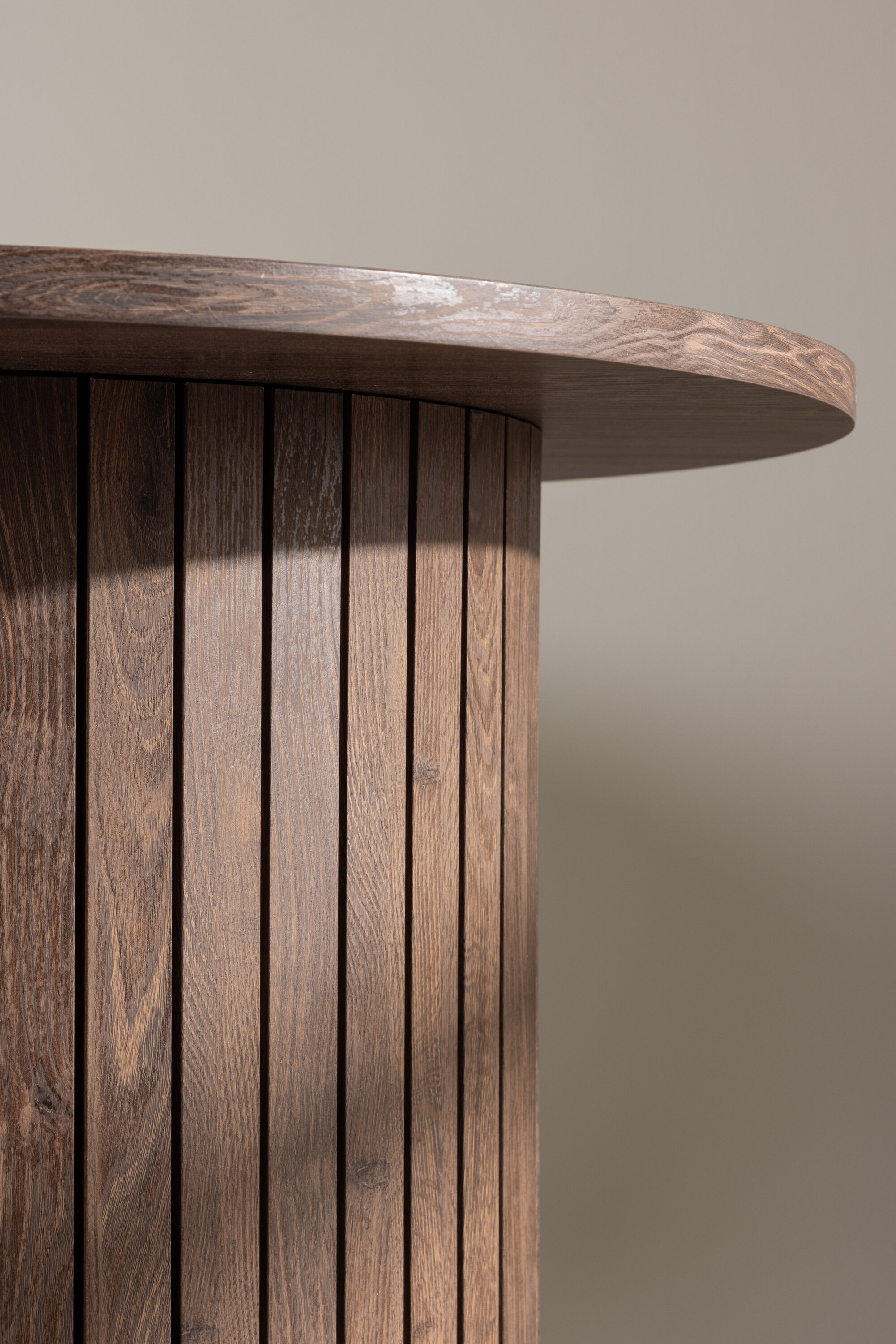 deLOHN Härön Ovális étkezőasztal