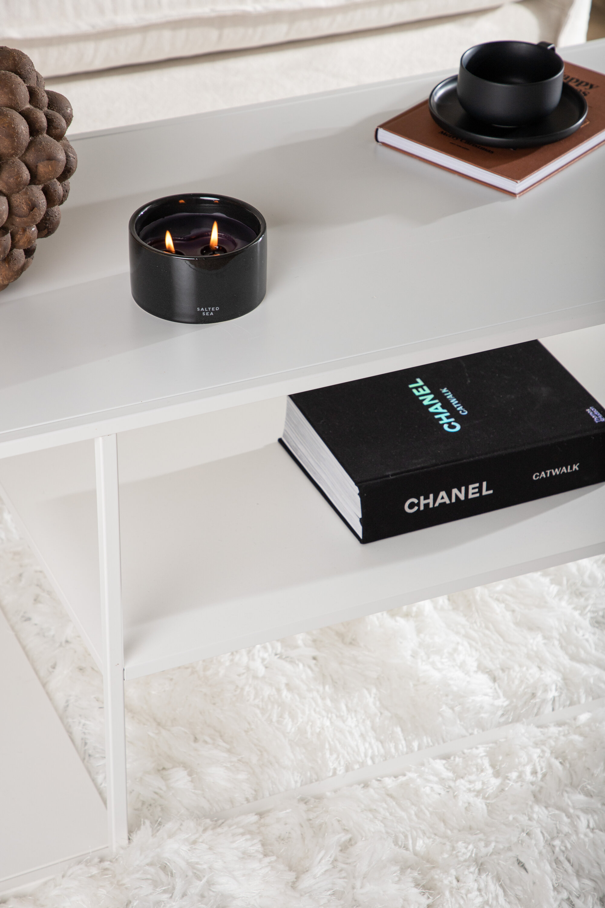 deLOHN Staal Dohányzóasztal