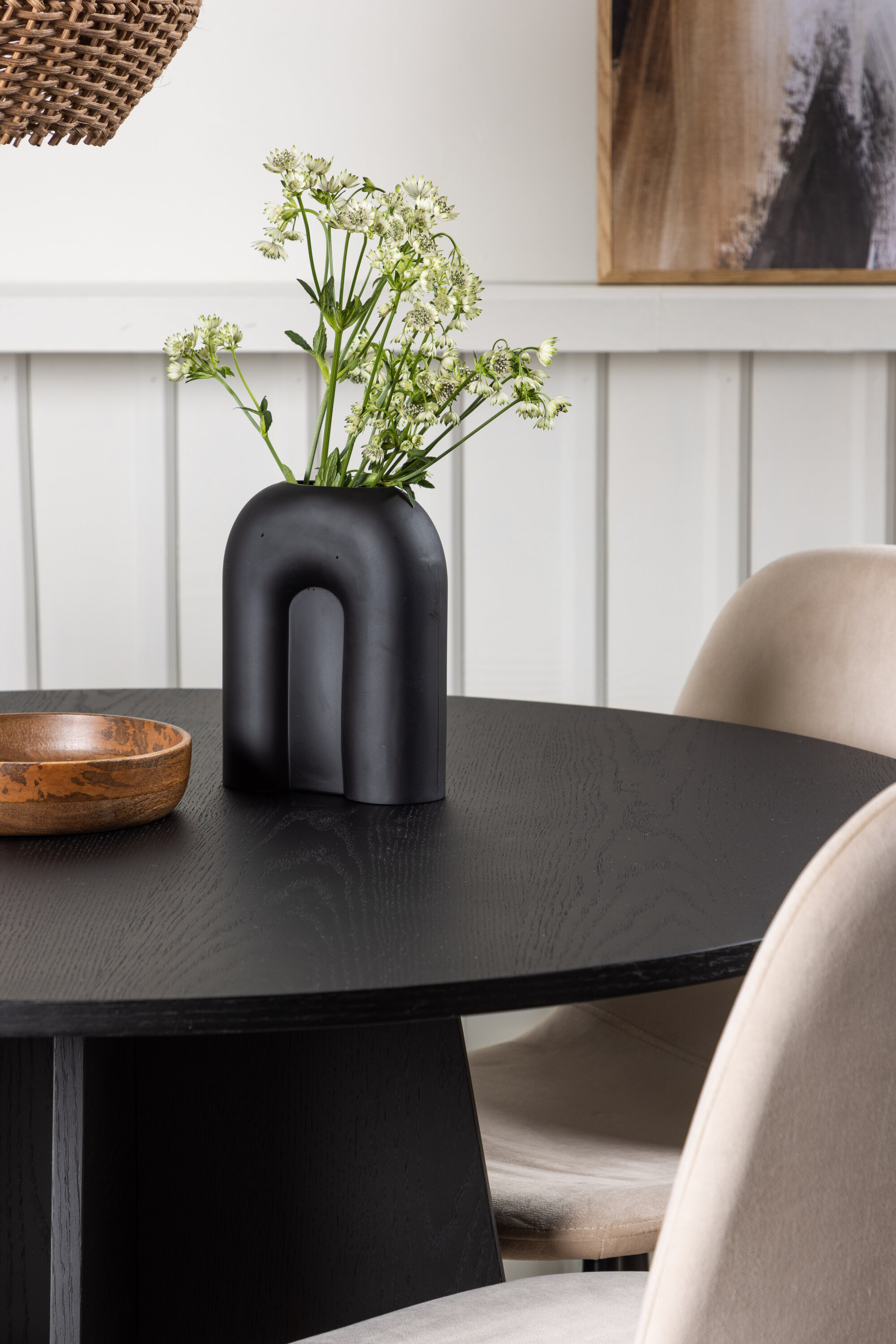 deLOHN Bootcut Round, Polar Kör alakú étkezőgarnitúra