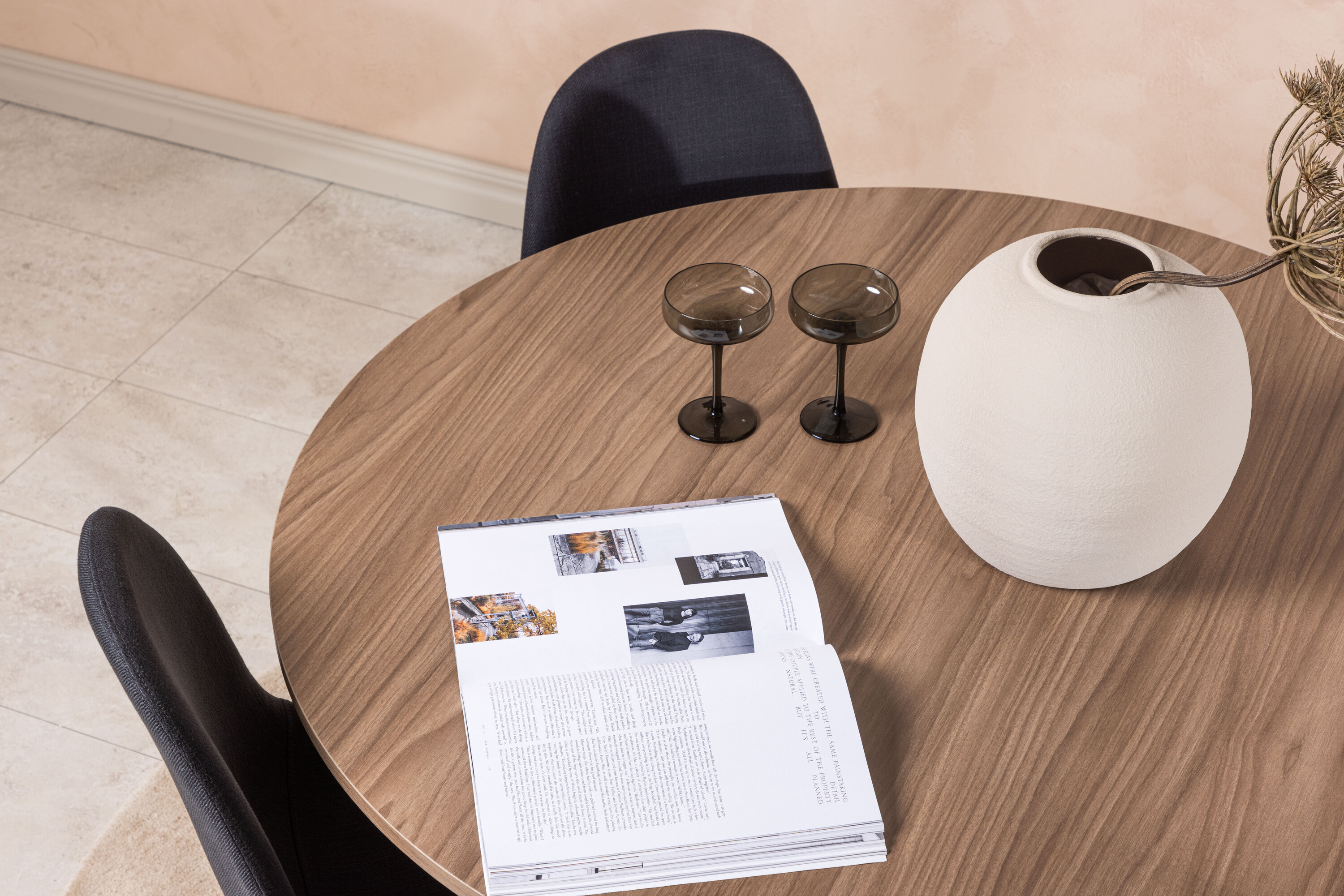 deLOHN Durango, Polar Kör alakú étkezőgarnitúra