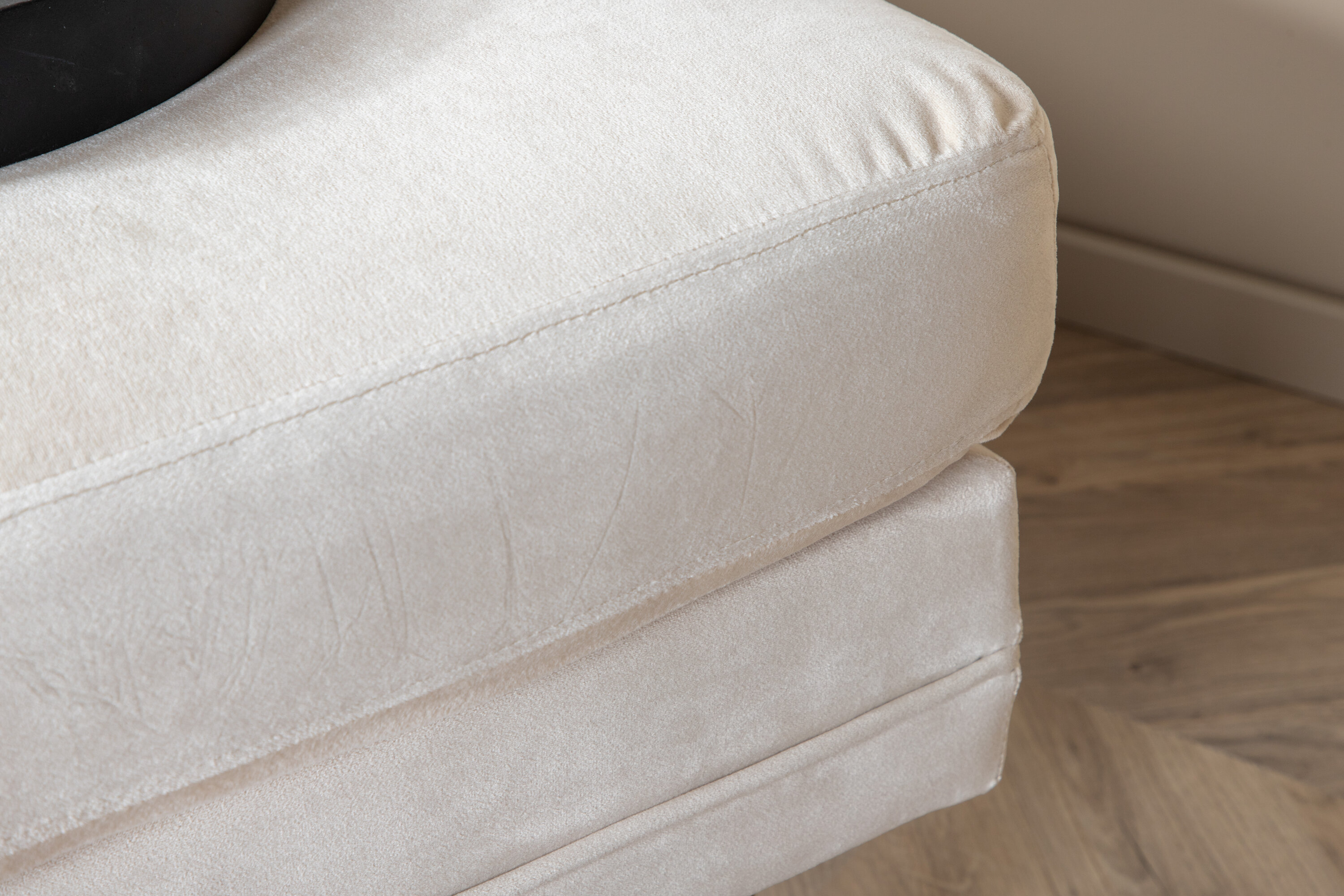 deLOHN Boom Lábtartós puff