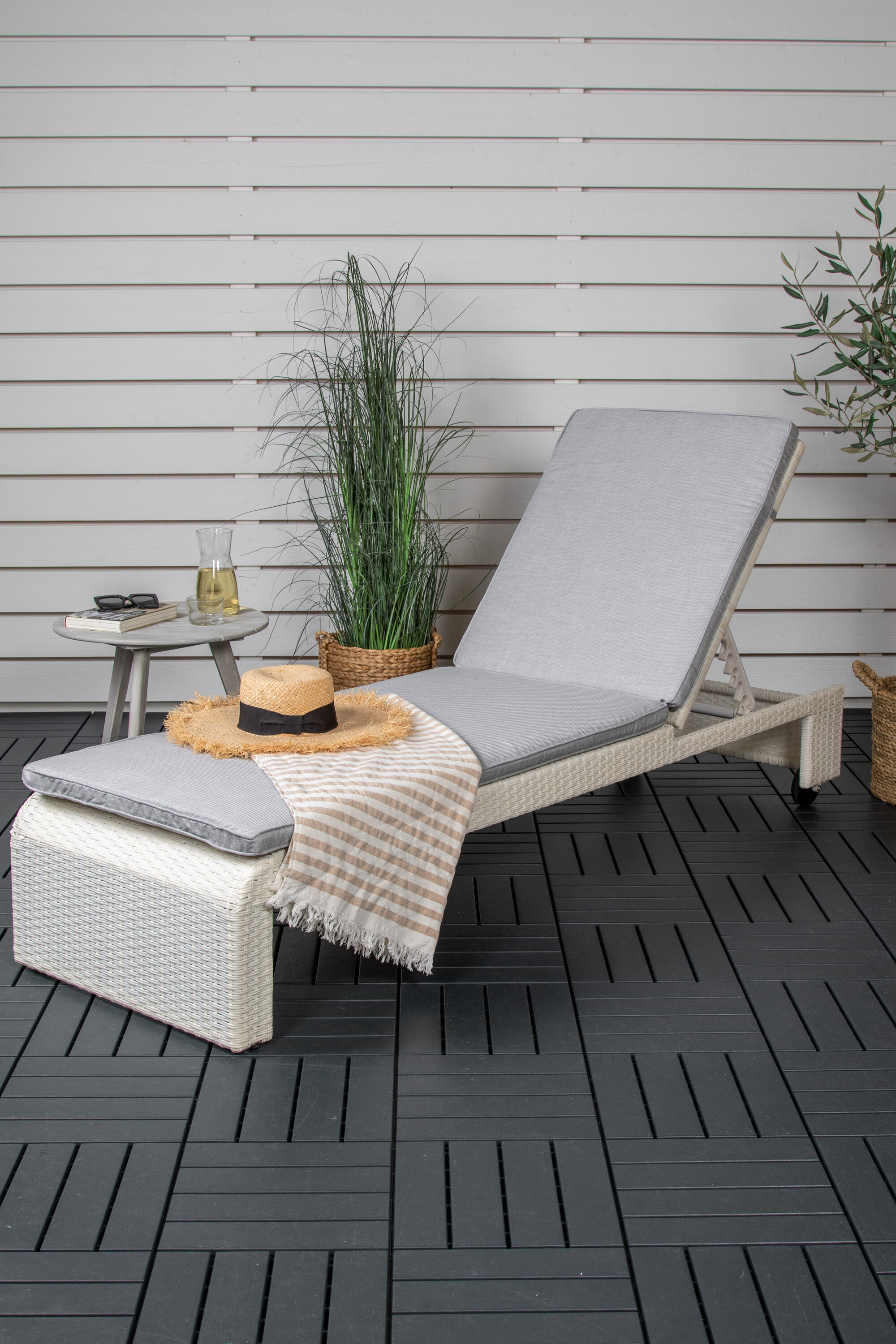 deLOHN London Napozóágy