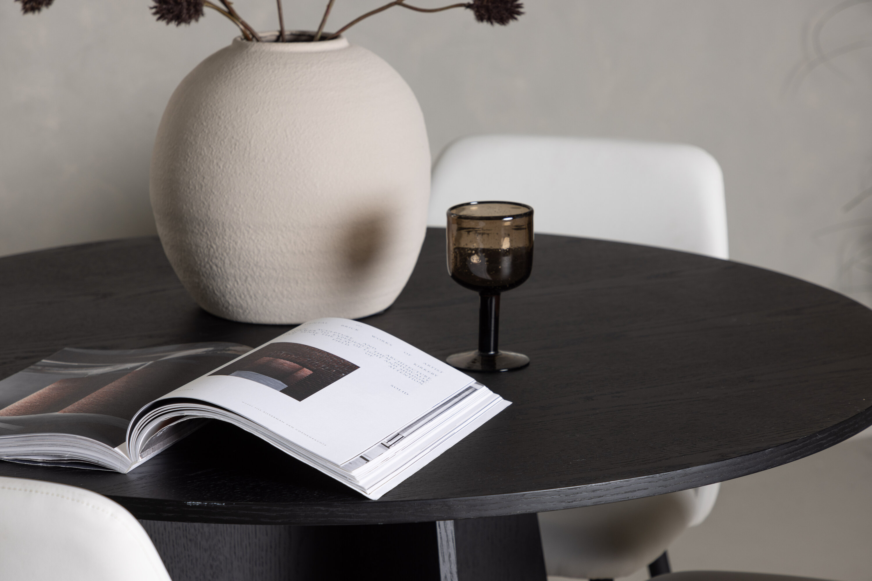 deLOHN Night Kör alakú étkezőgarnitúra