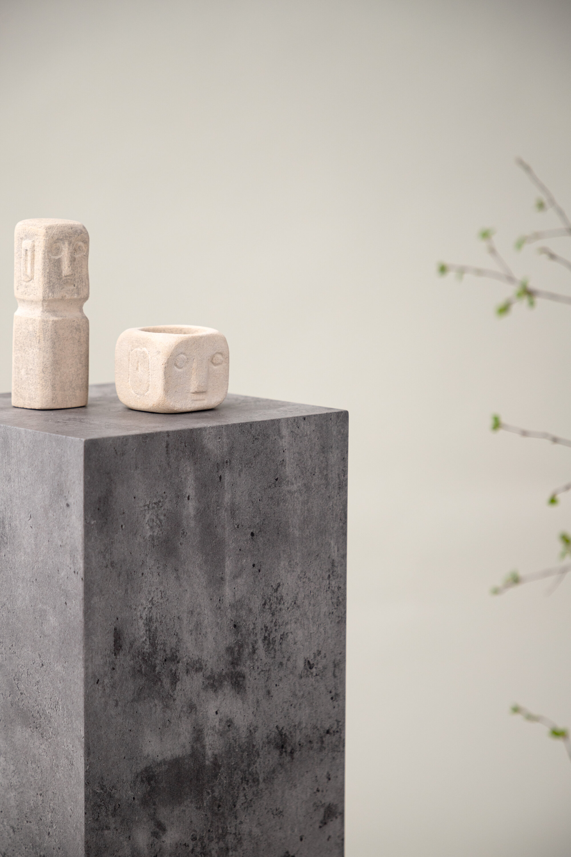 deLOHN Ramsvik Kisasztal