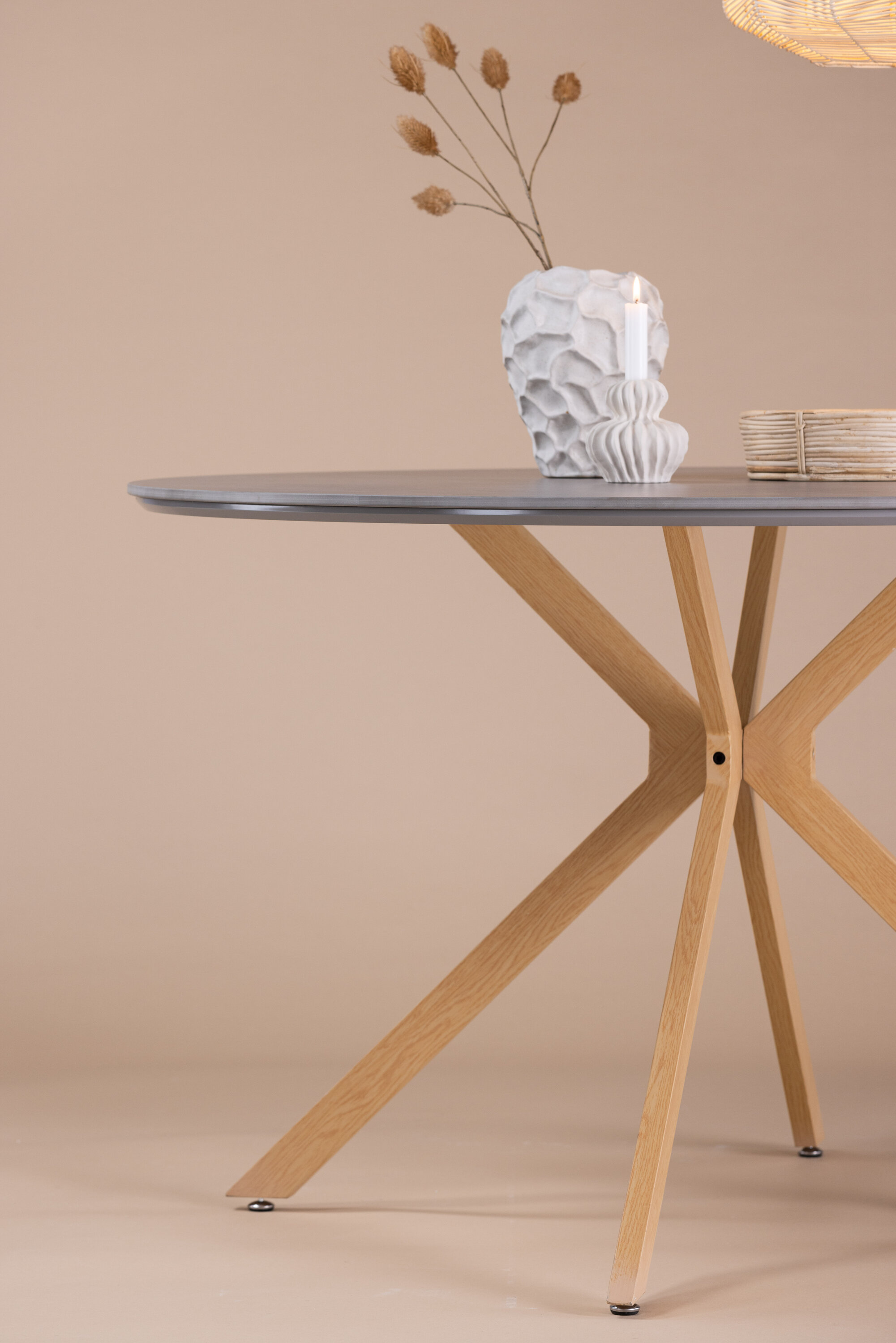 deLOHN Piazza Kerek étkezőasztal