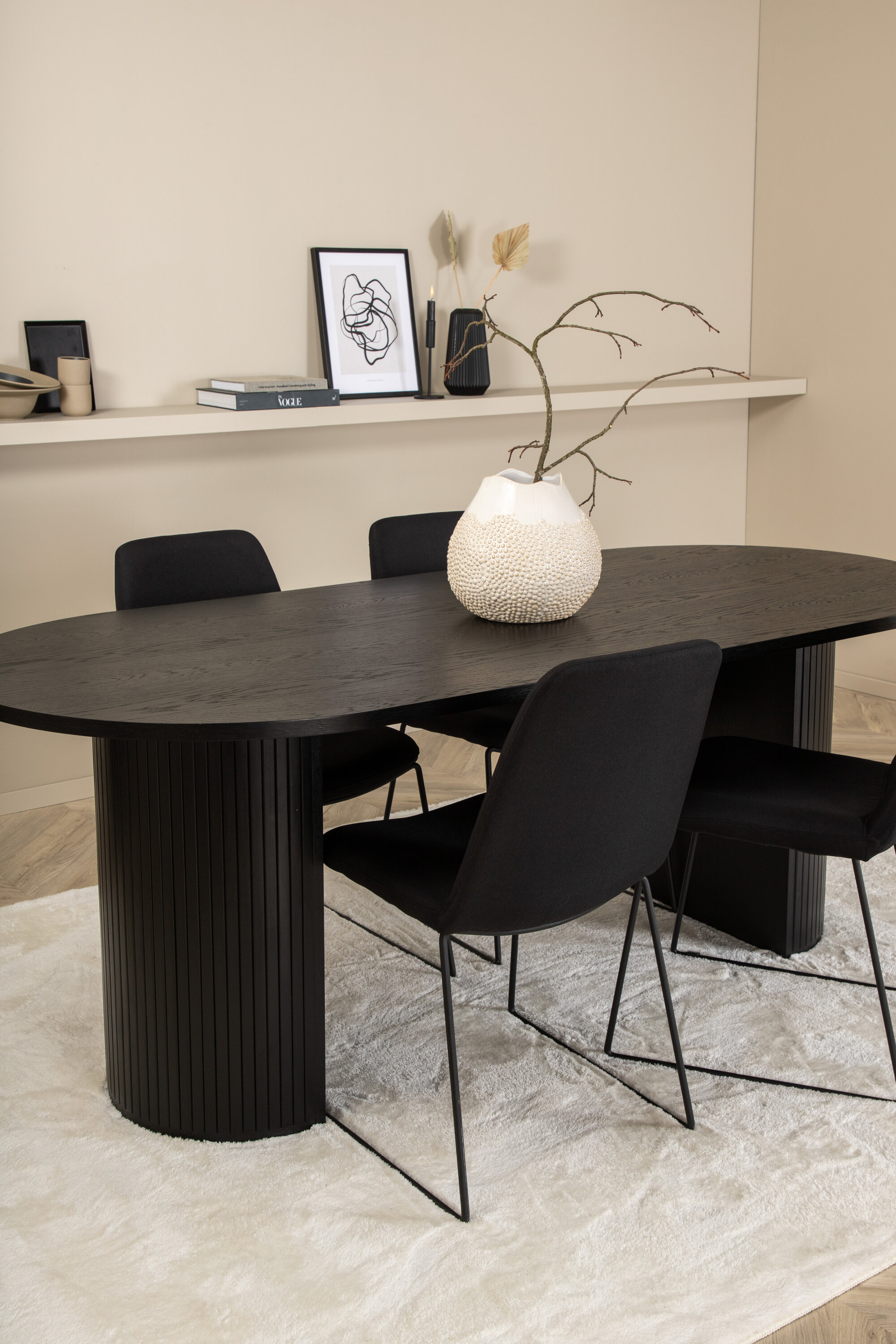deLOHN Bianca, Muce Ovális étkezőgarnitúra deLOHN Bianca, Muce Ovális étkezőgarnitúra