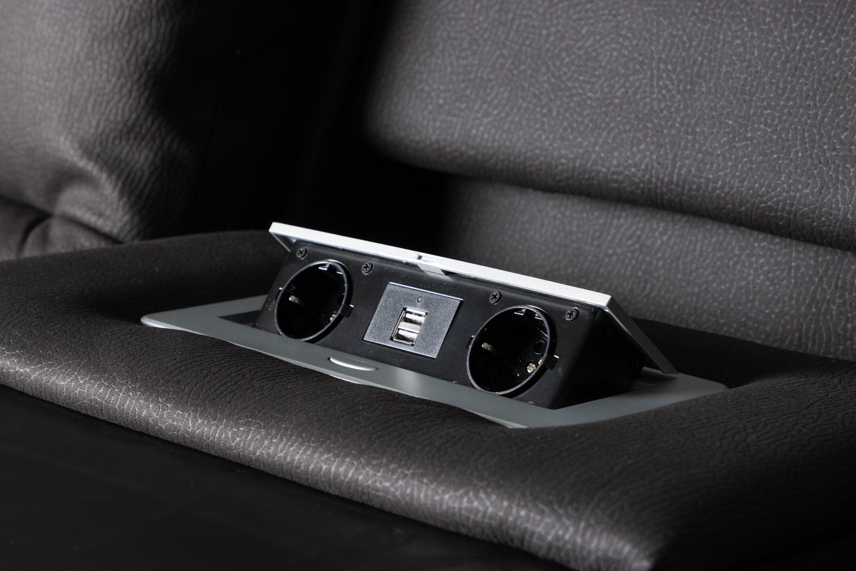 deLOHN Singapore Dönthető kanapé