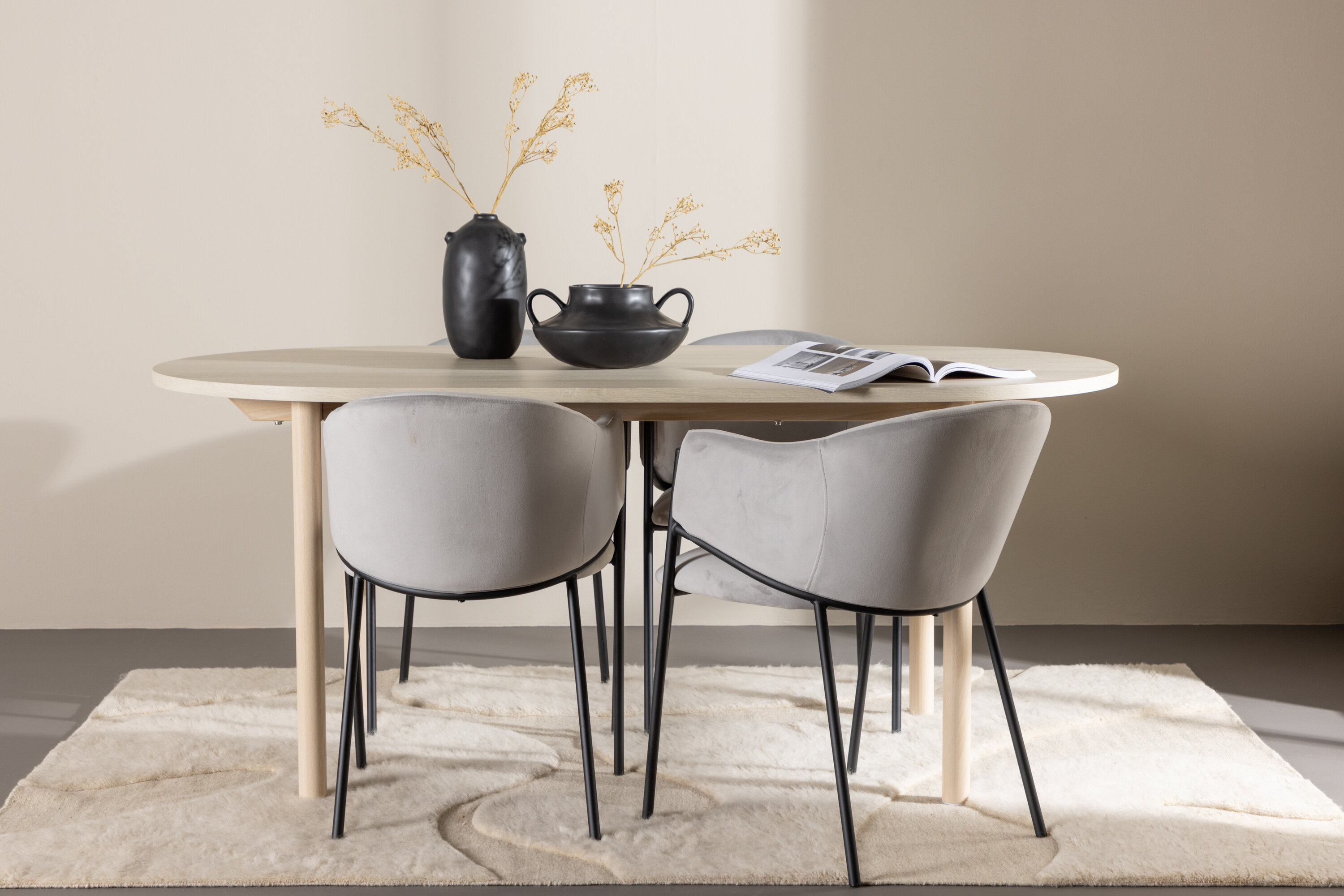 deLOHN Andy, Evelina Ovális étkezőgarnitúra