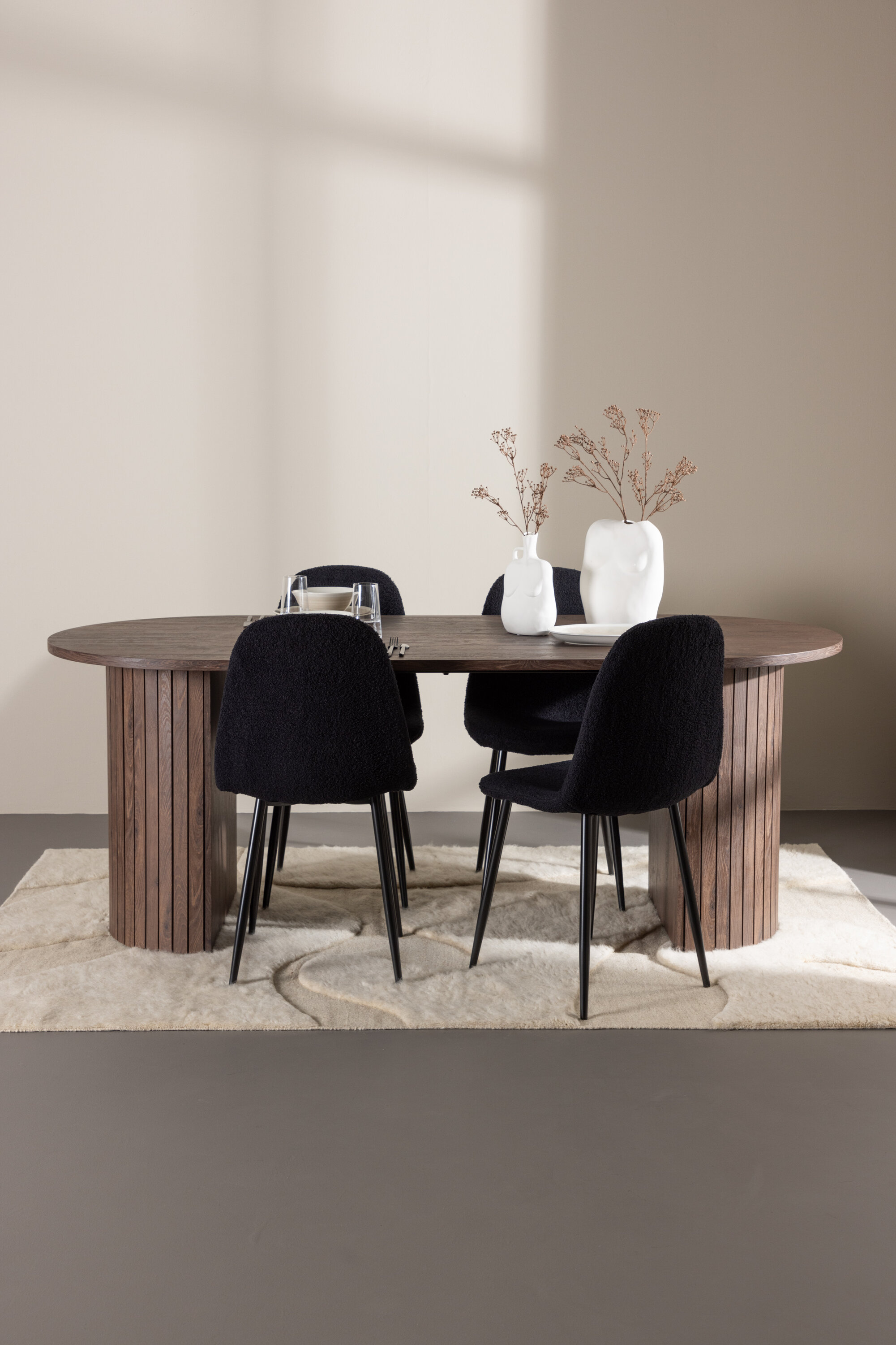 deLOHN Härön, Polar Ovális étkezőgarnitúra deLOHN Härön, Polar Ovális étkezőgarnitúra