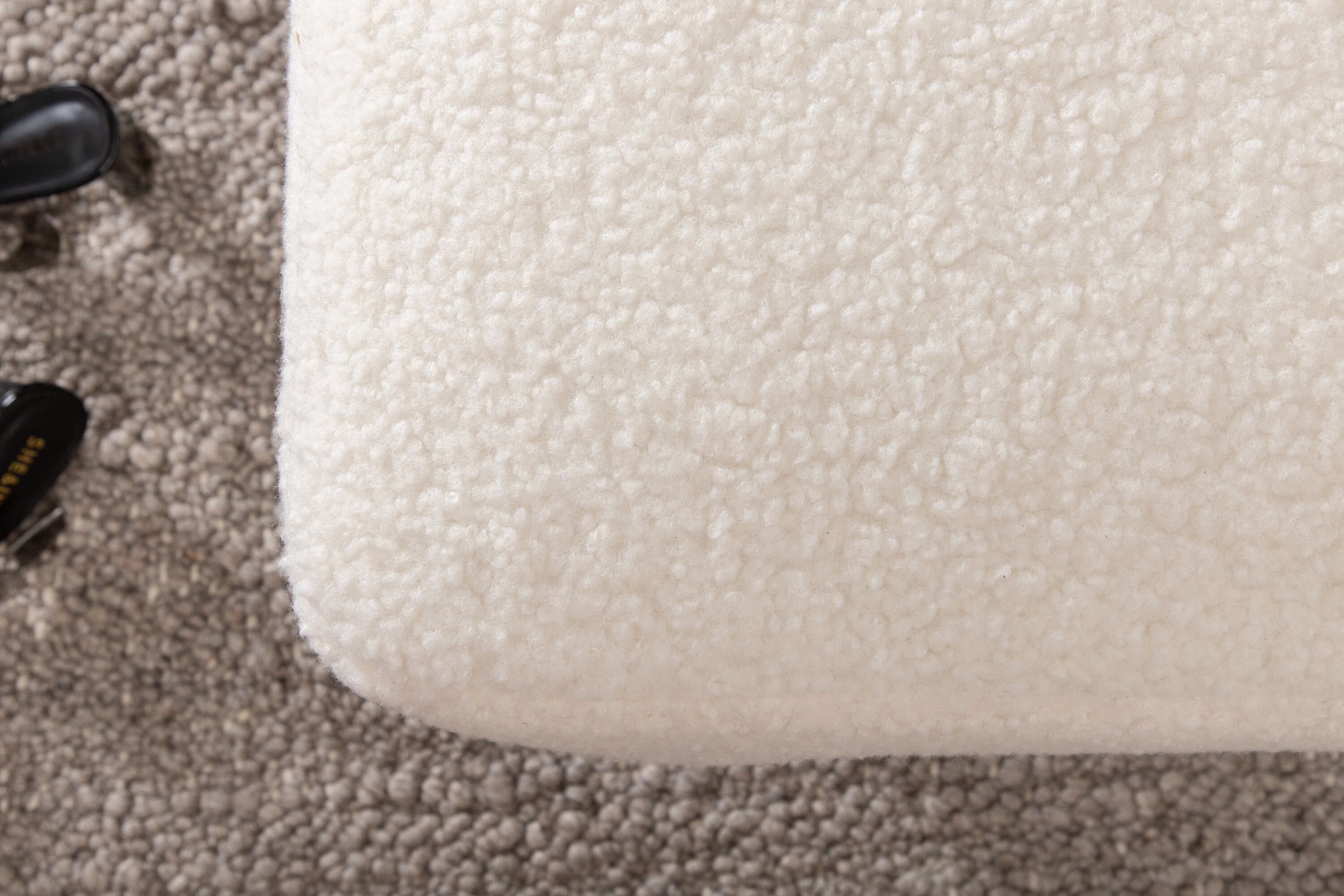 deLOHN Boom Lábtartós puff