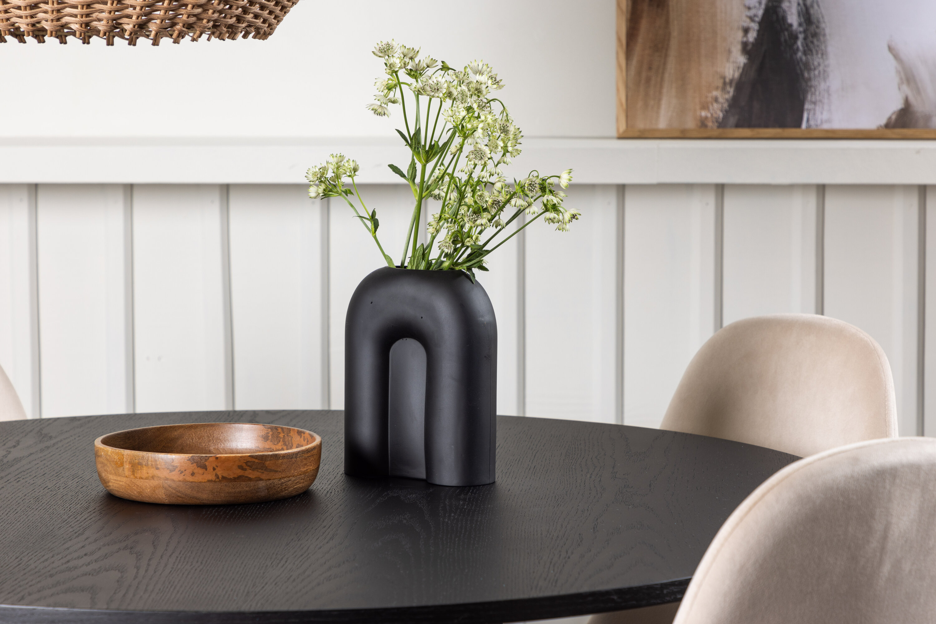 deLOHN Bootcut Round, Polar Kör alakú étkezőgarnitúra