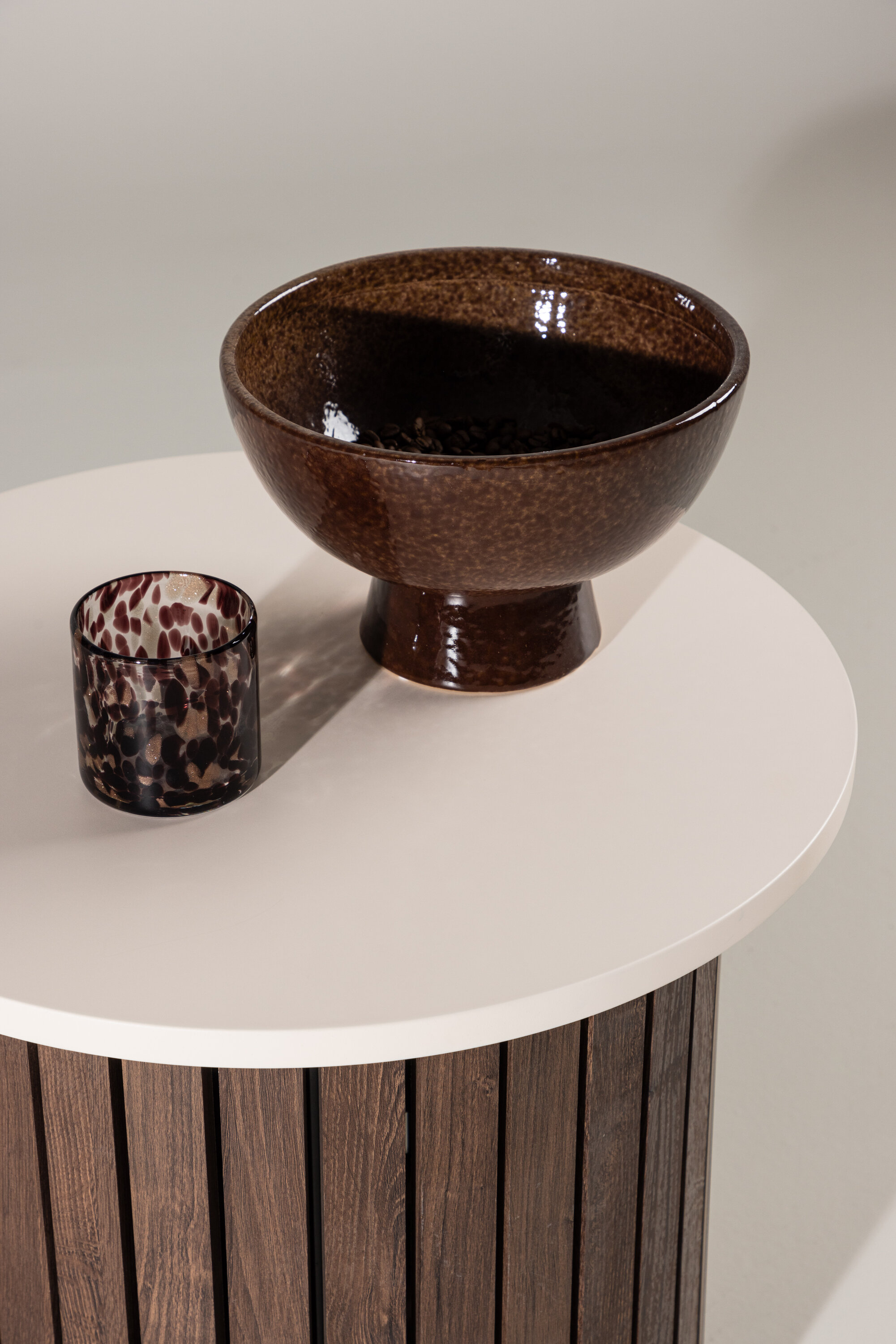 deLOHN Visingsö Kisasztal