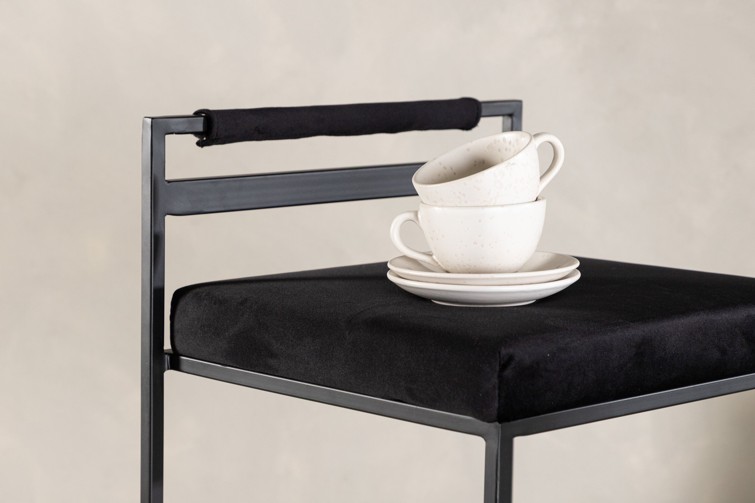 deLOHN Opelika Bárszék