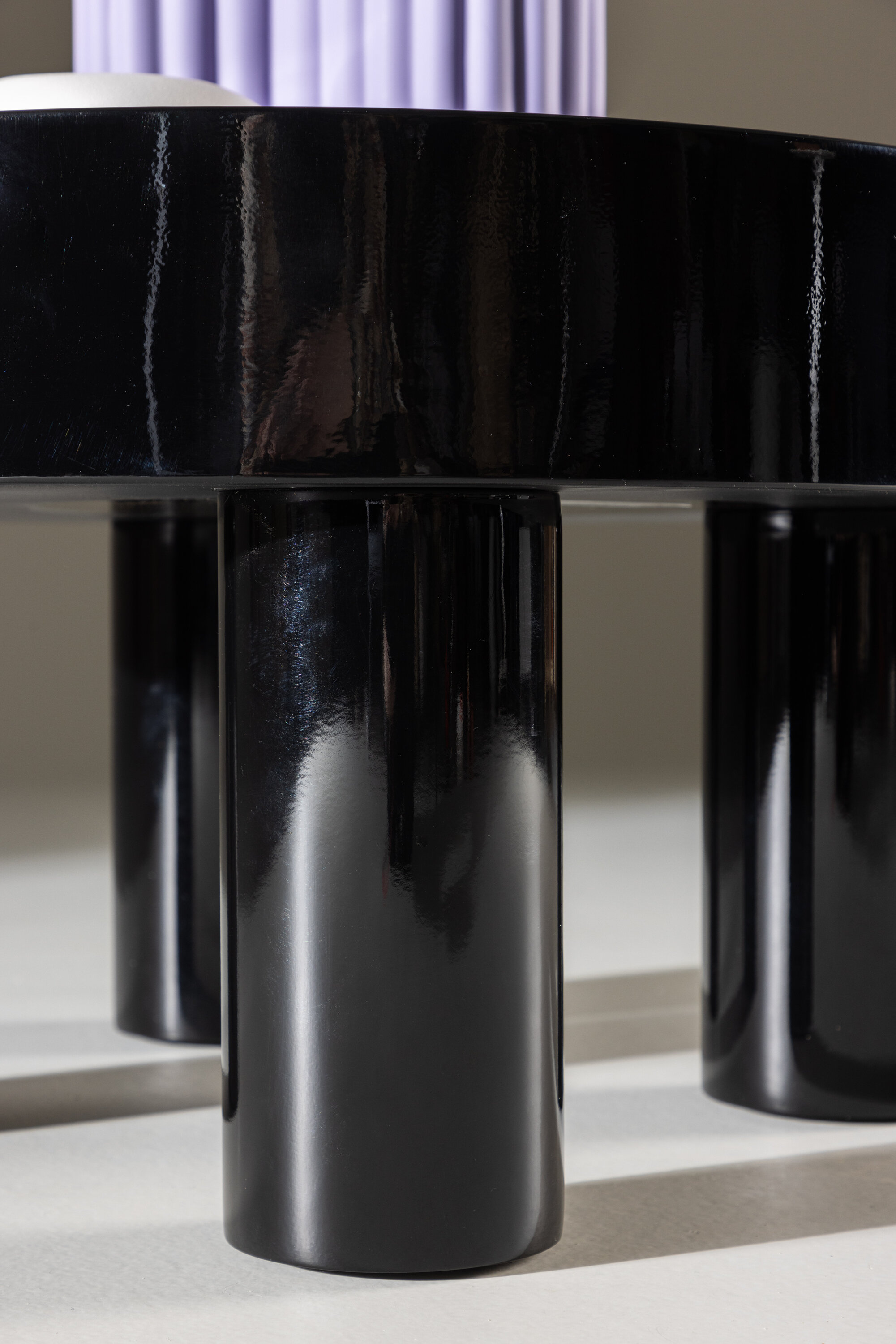 deLOHN Varberg Dohányzóasztal