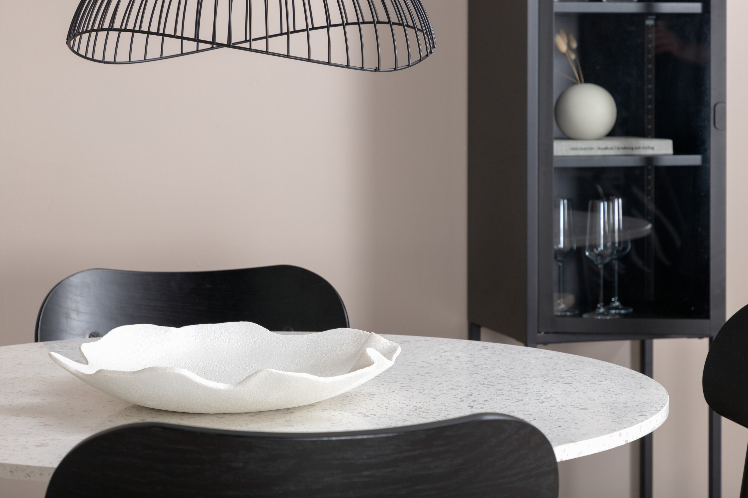 deLOHN Polly, Razzia Kör alakú étkezőgarnitúra