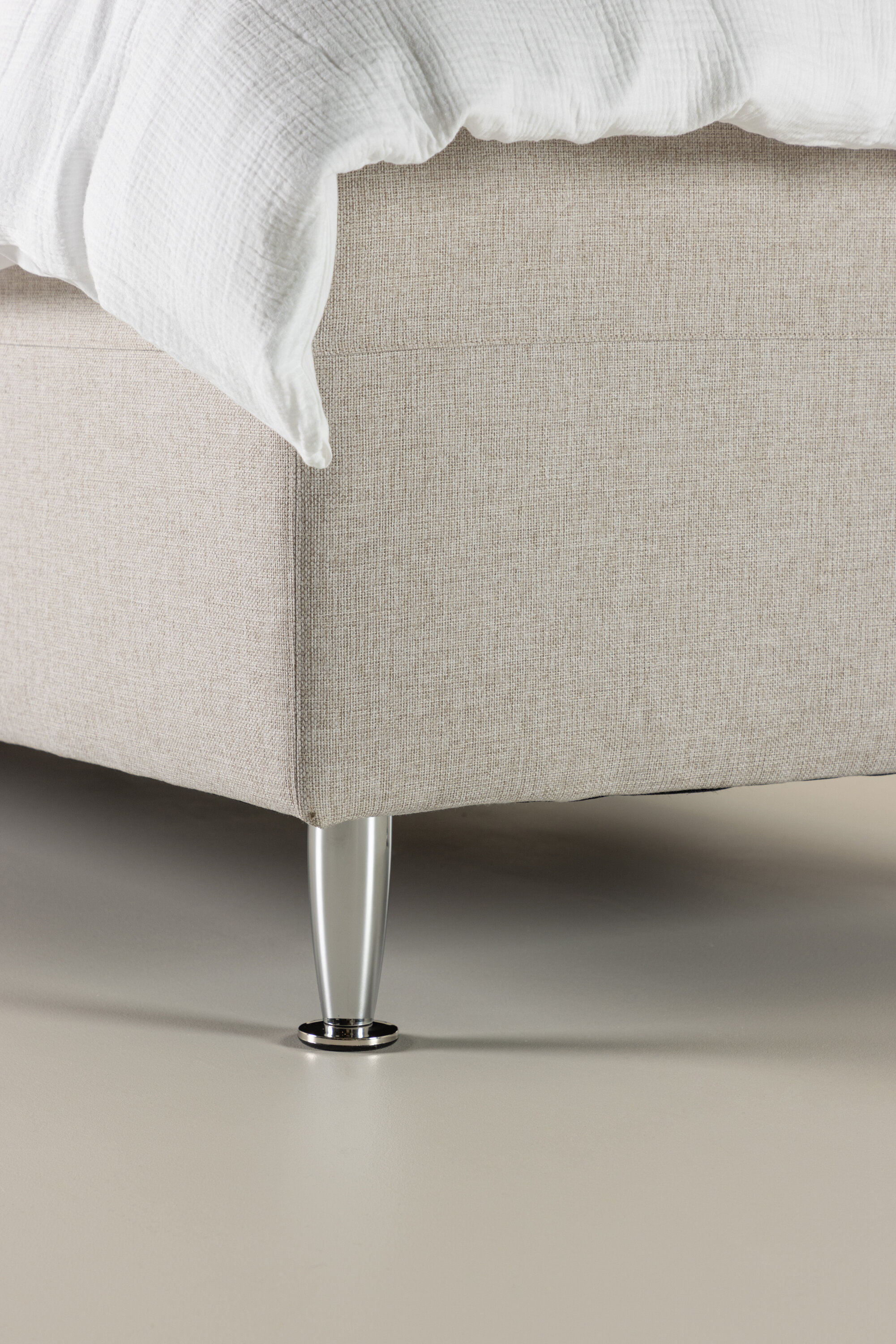 deLOHN Mesa Egyszemélyes ágy