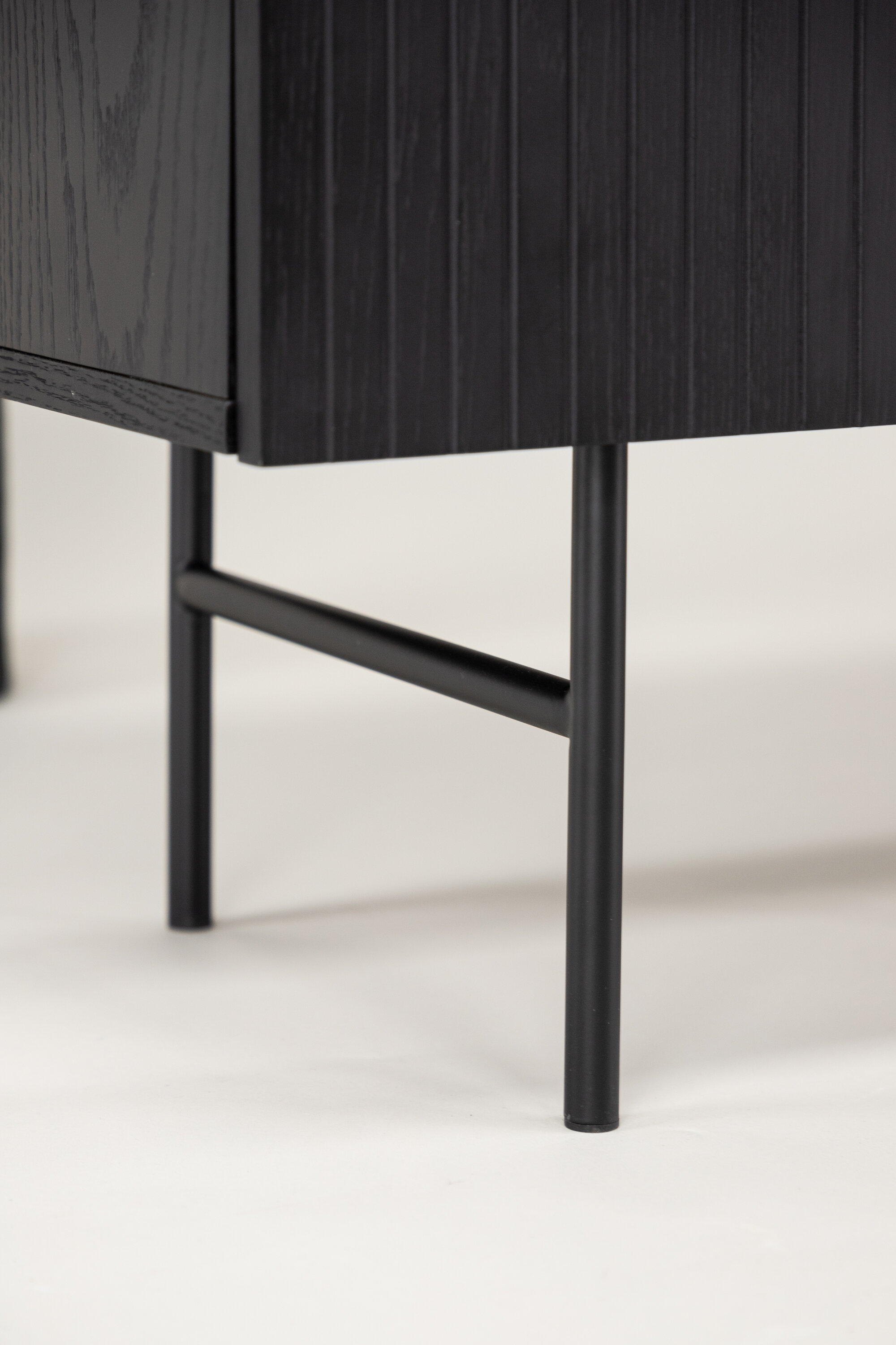 deLOHN Björkön Tárolószekrény