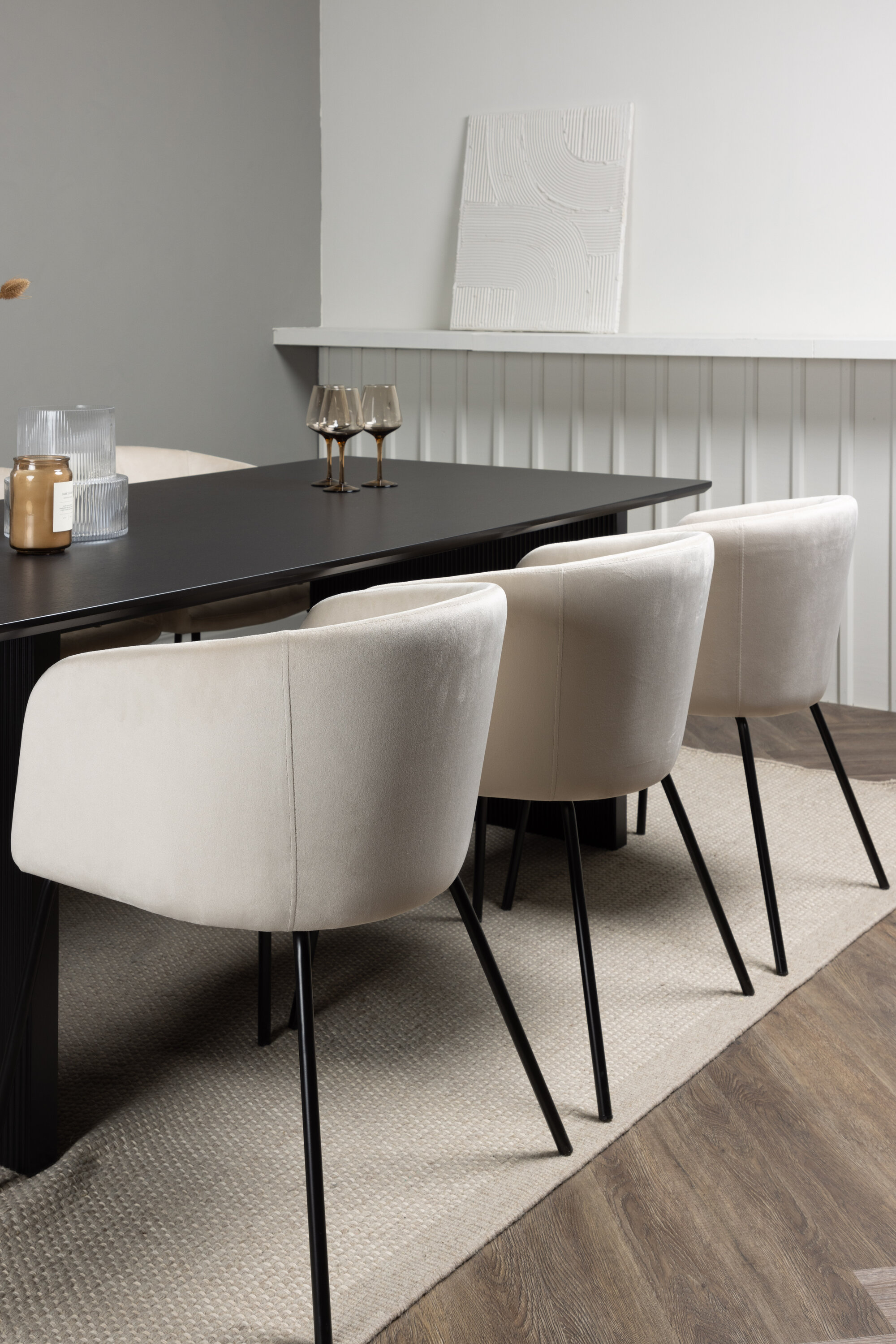 deLOHN Vail, Berit Téglalap alakú étkezőgarnitúra