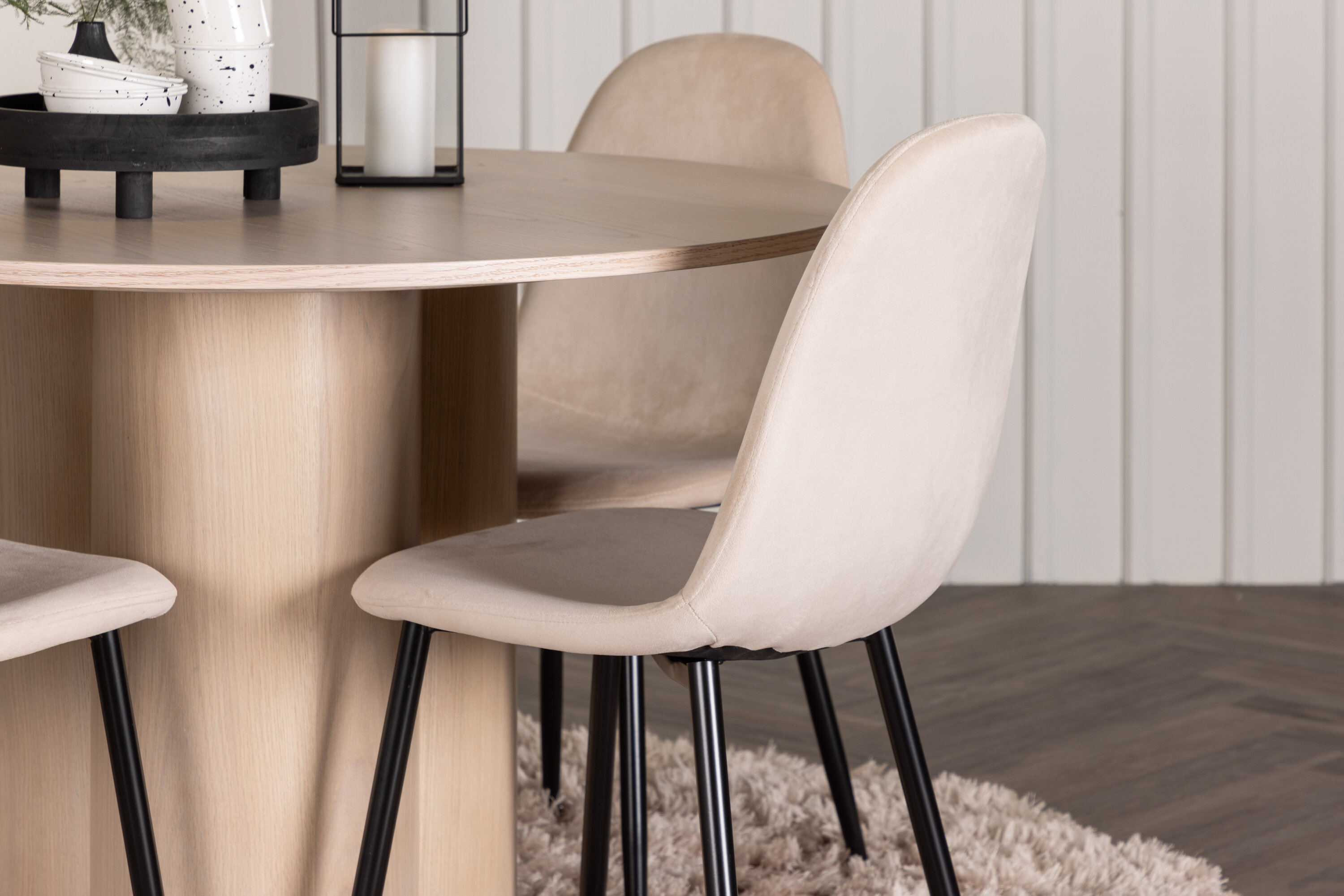 deLOHN Olivia, Polar Kör alakú étkezőgarnitúra