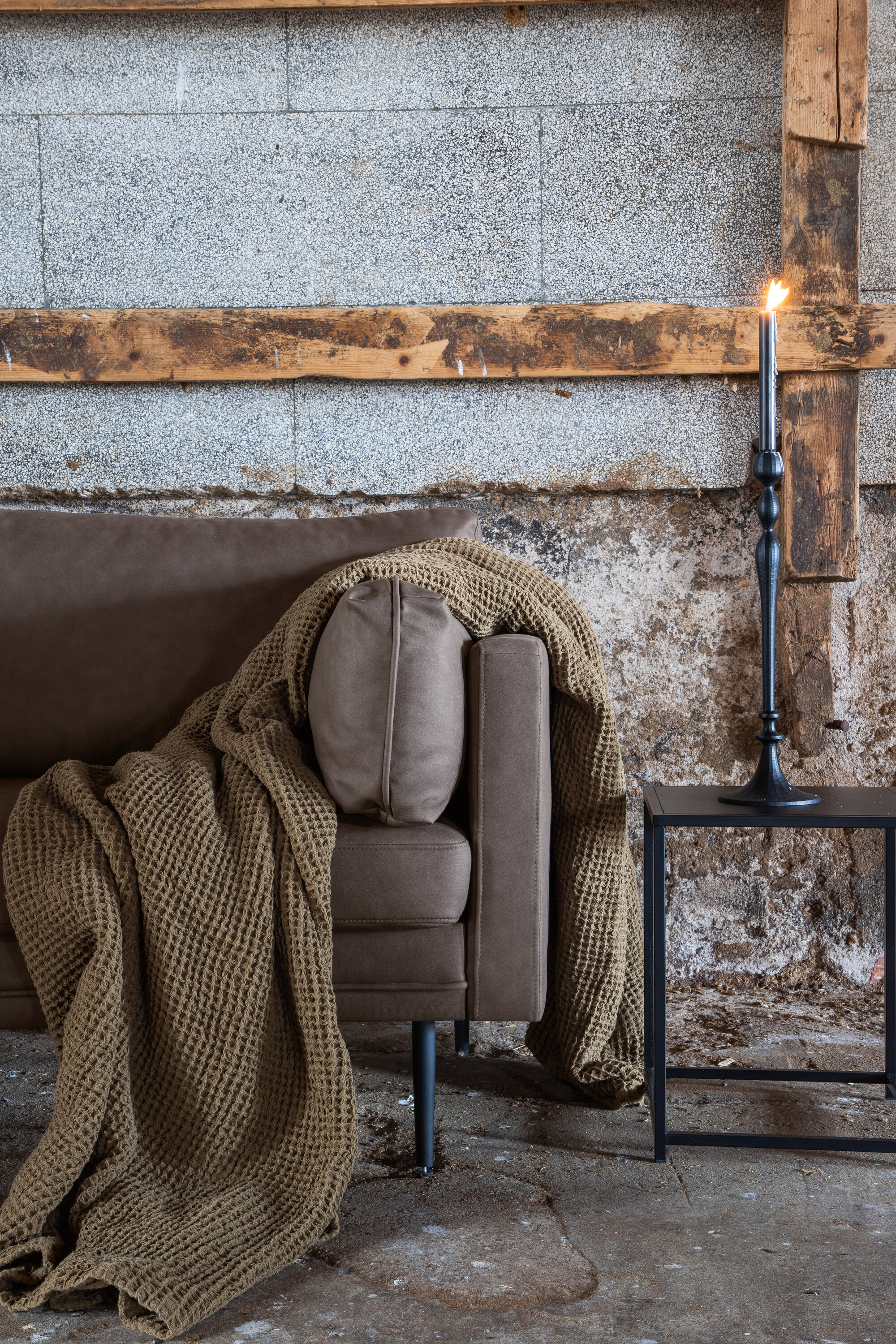 deLOHN Boom Háromszemélyes kanapé