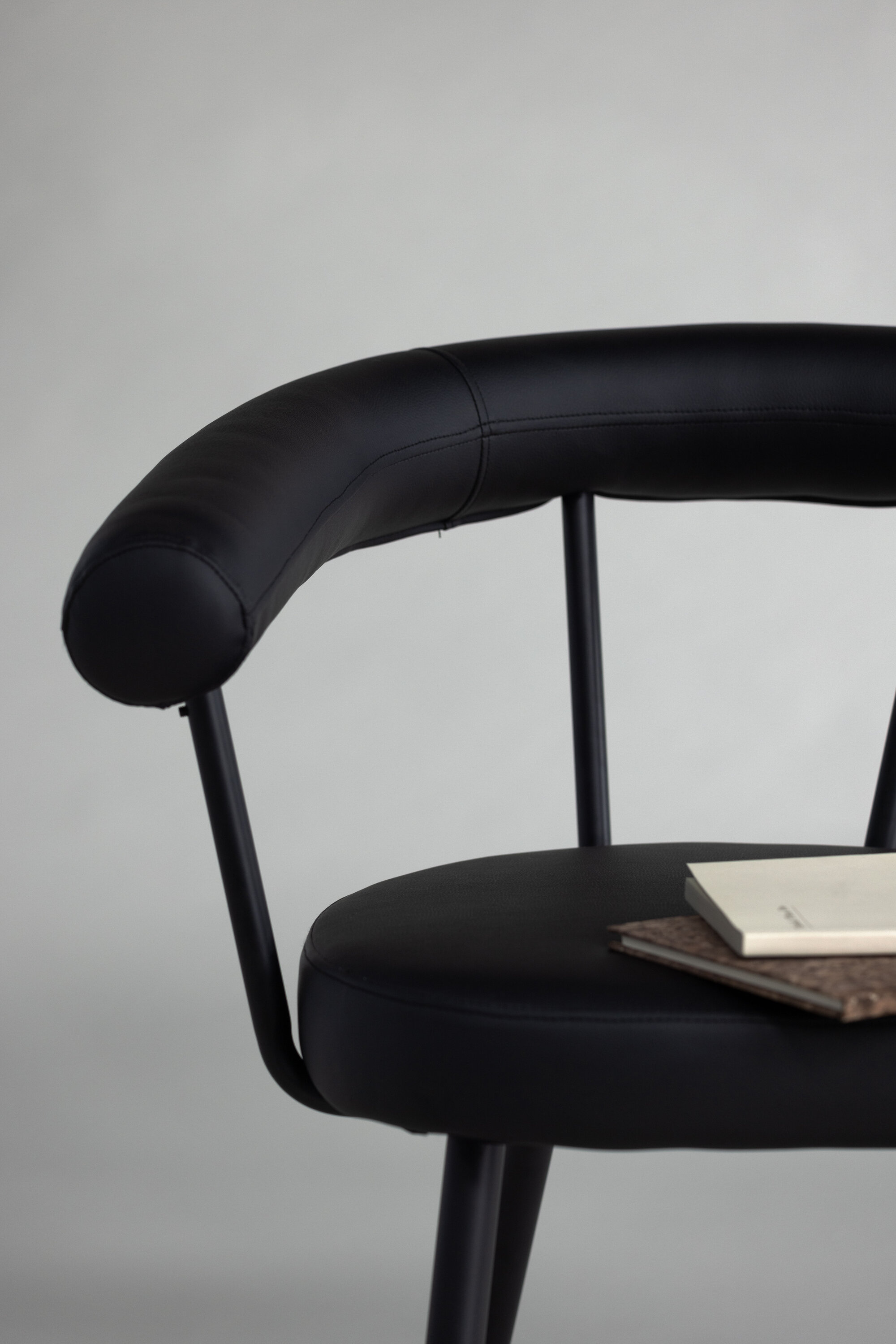 deLOHN Västerås x Josefin Lustig Étkezőszék