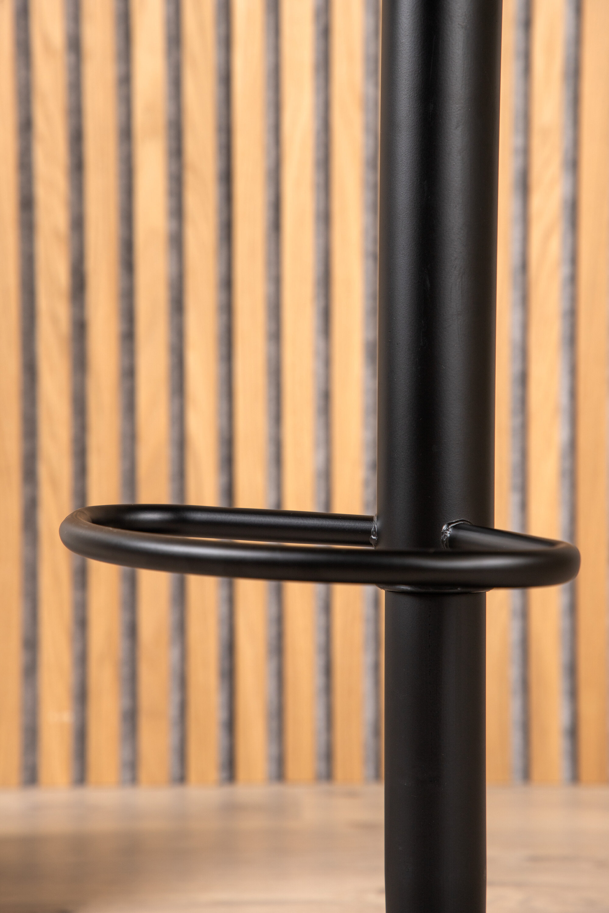 deLOHN Adesto Bárszék deLOHN Adesto Bárszék