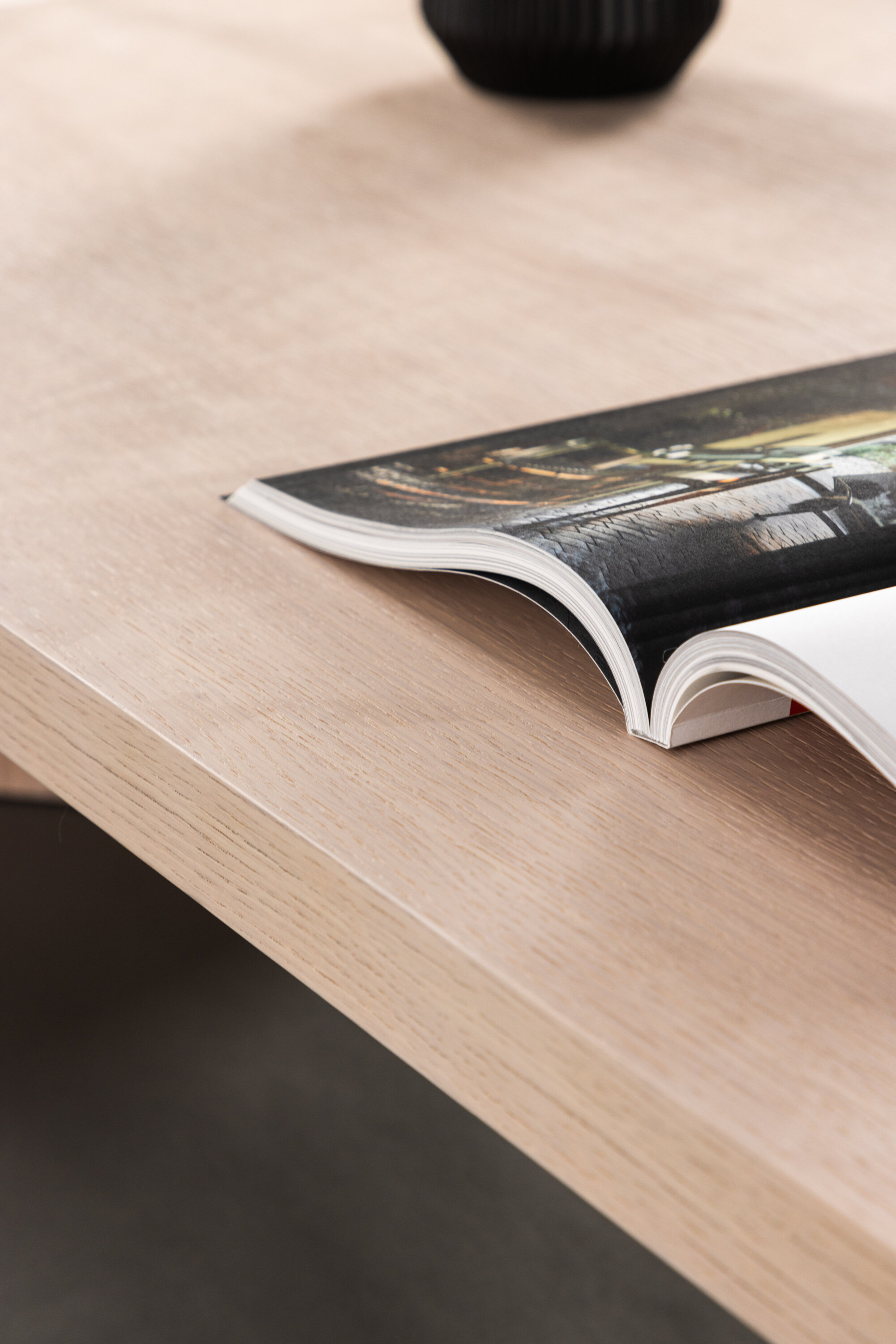 deLOHN Bassholmen Dohányzóasztal