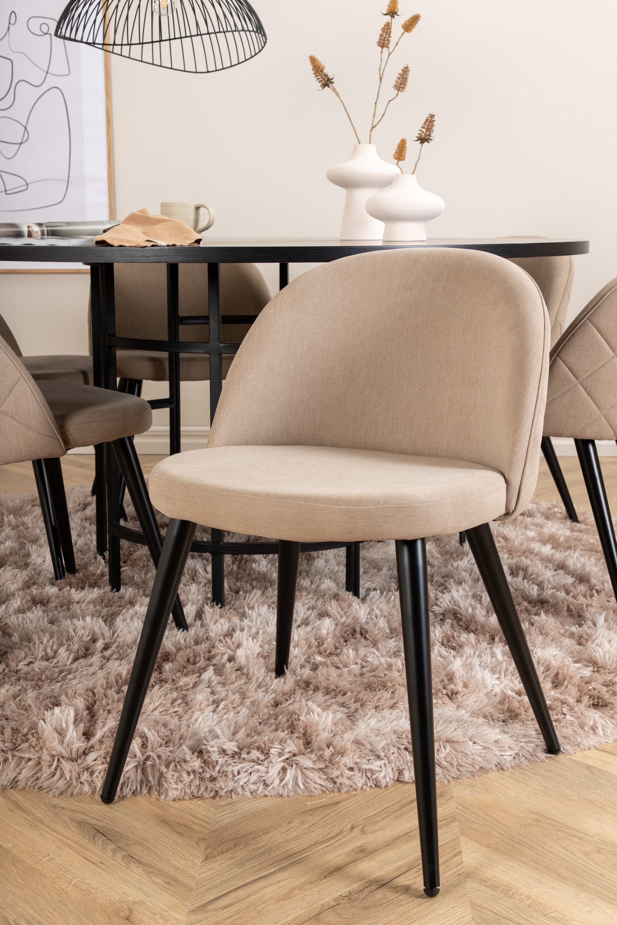 deLOHN Copenhagen, Velvet Kör alakú étkezőgarnitúra deLOHN Copenhagen, Velvet Kör alakú étkezőgarnitúra