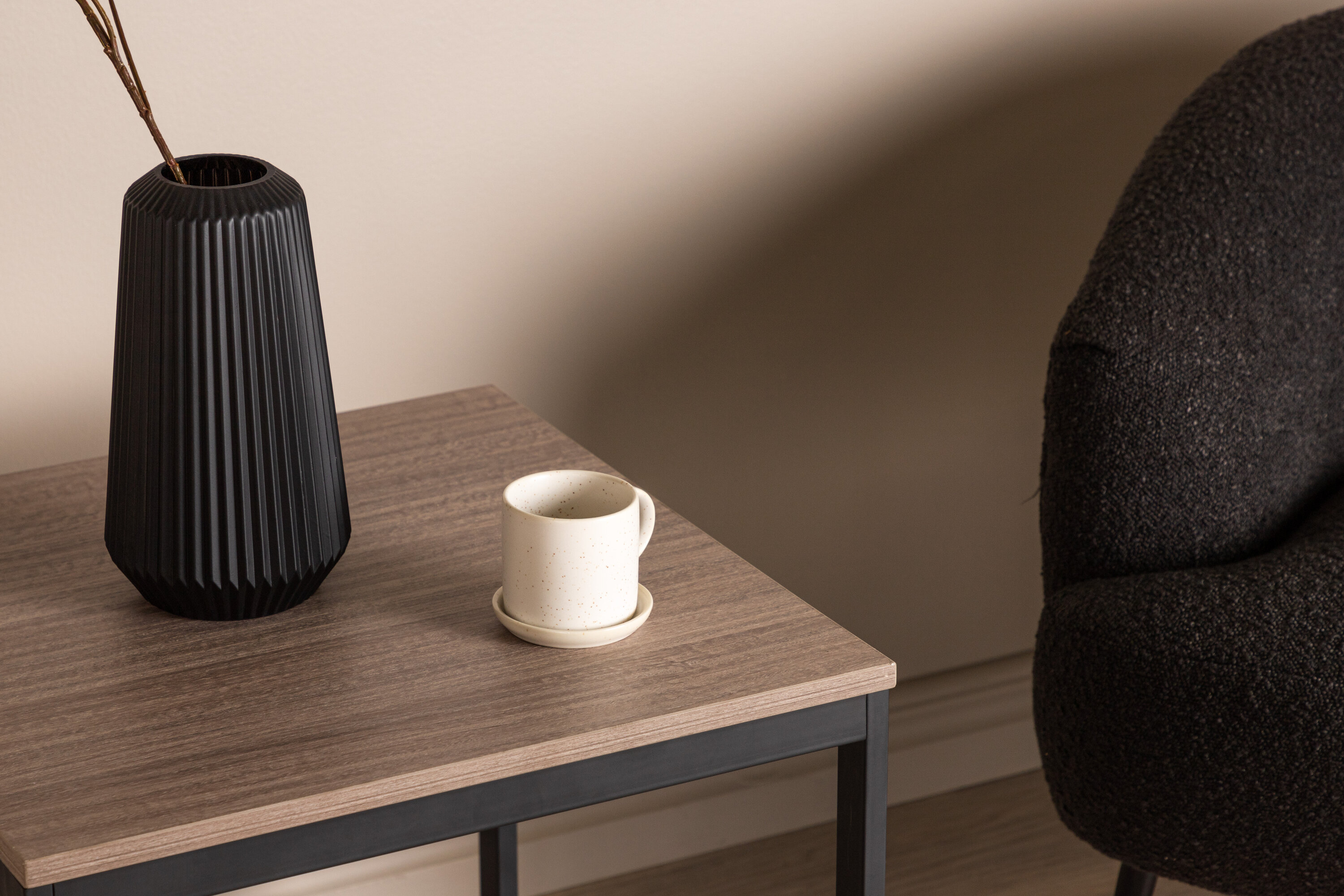 deLOHN Arbor Kisasztal