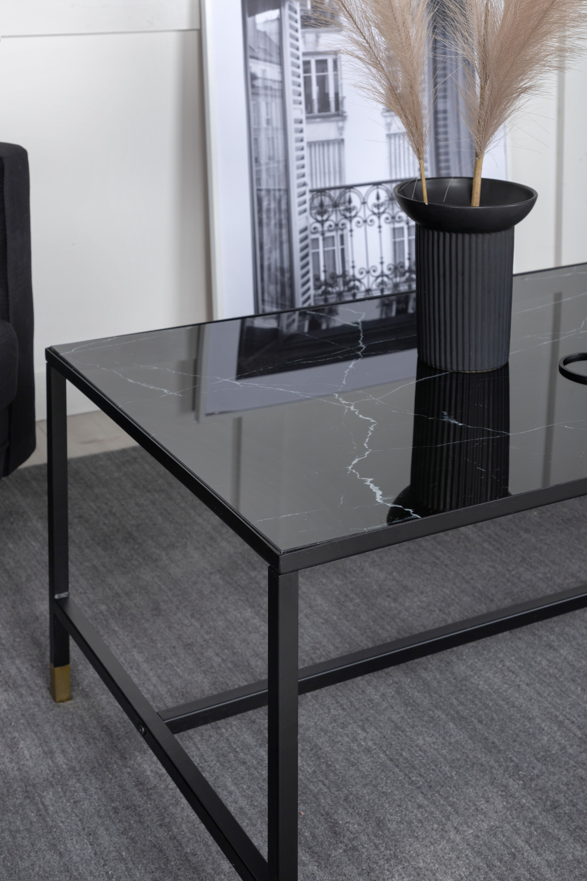 deLOHN Dipp Dohányzóasztal