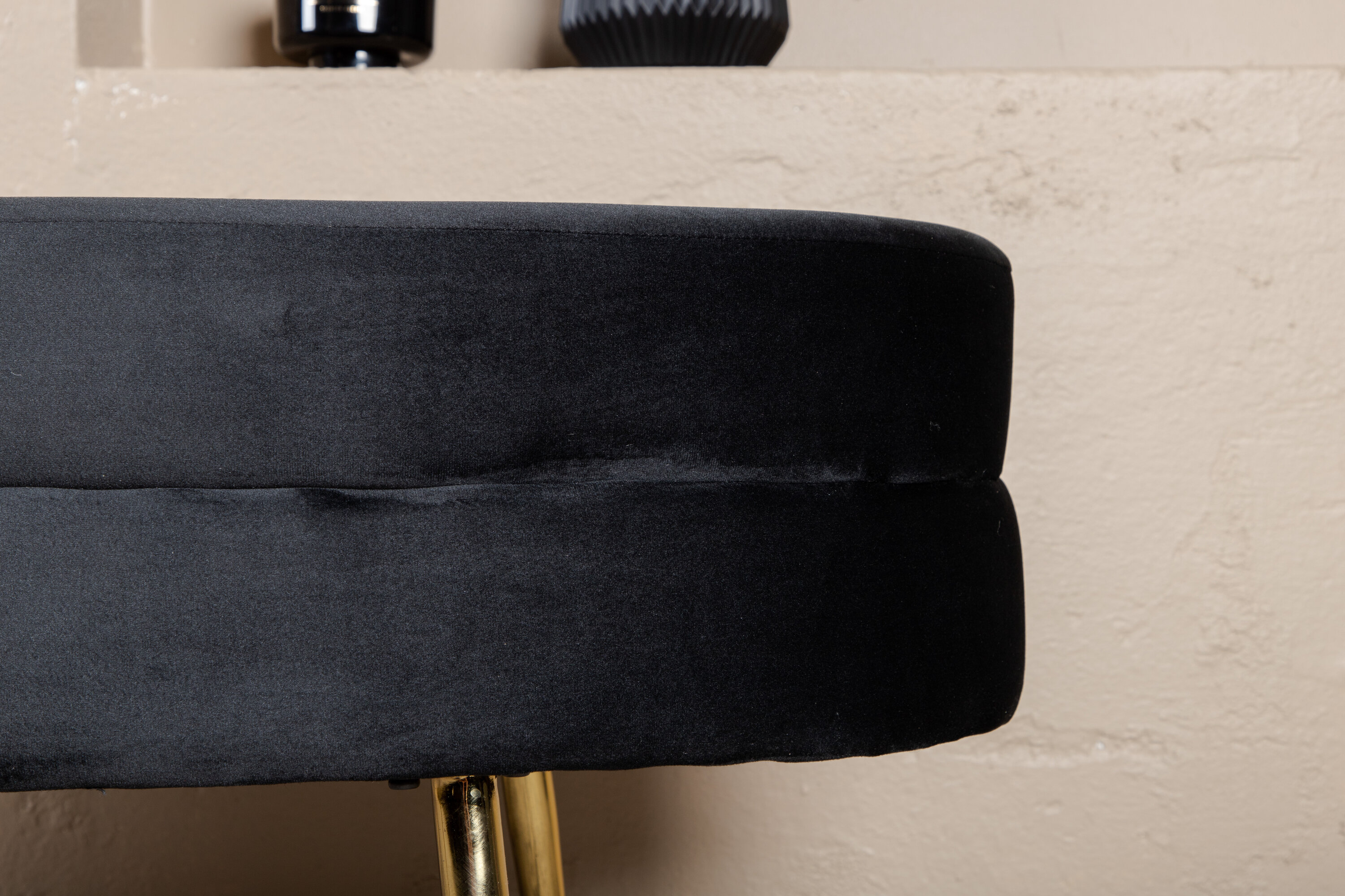 deLOHN Otto Lábtartós puff