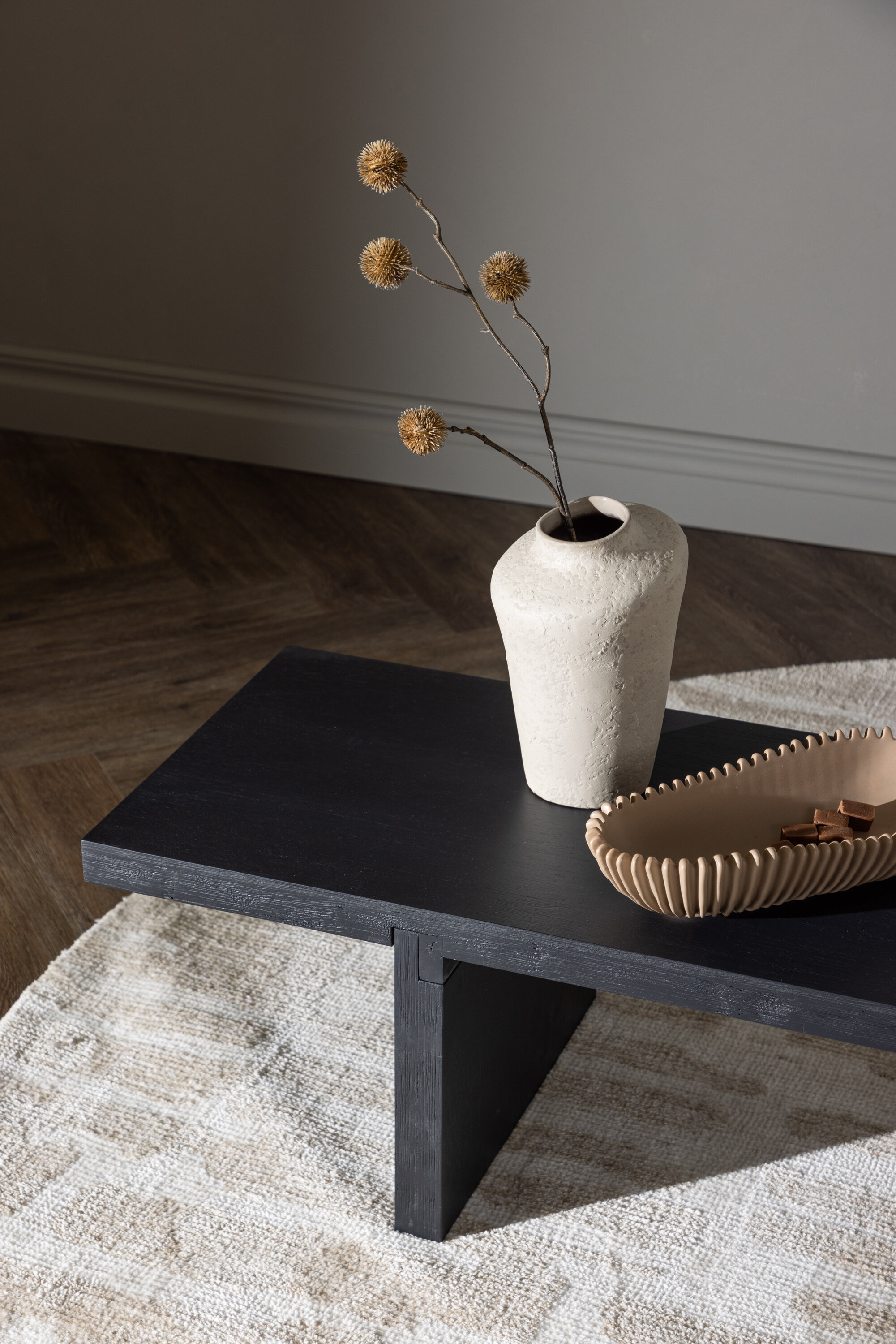 deLOHN Yakunik Dohányzóasztal