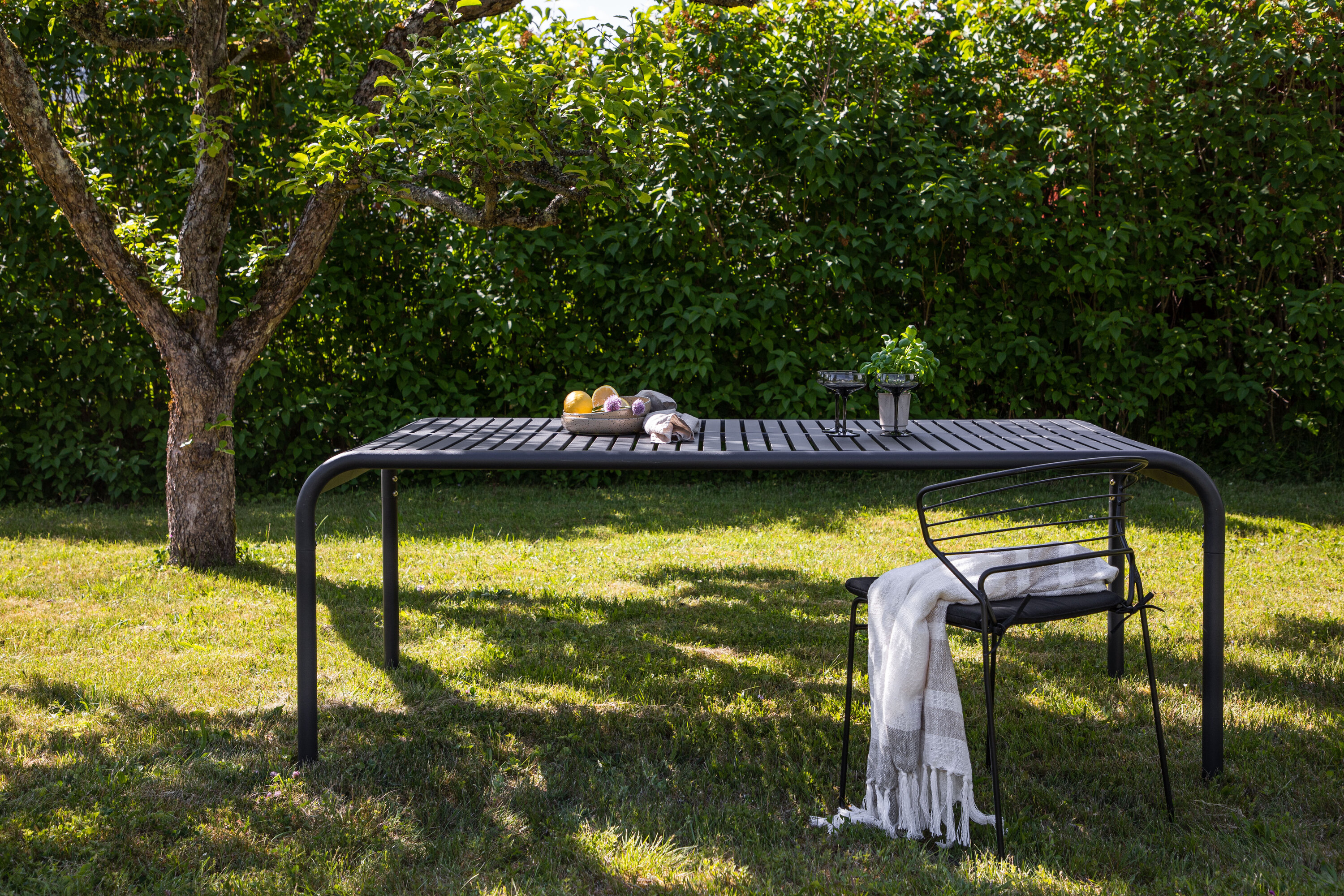 deLOHN Borneo Téglalap alakú étkezőasztal