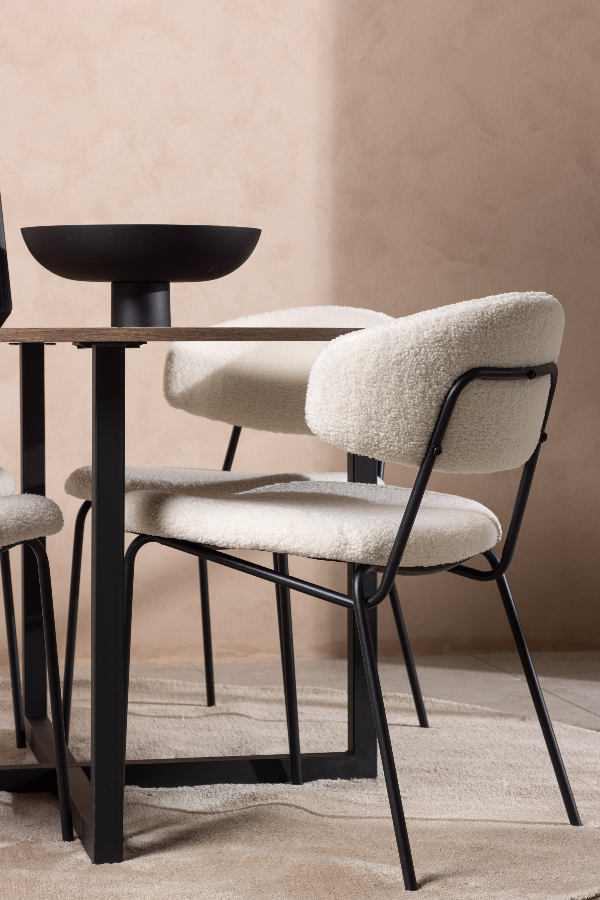 deLOHN Durango, Chico Kör alakú étkezőgarnitúra