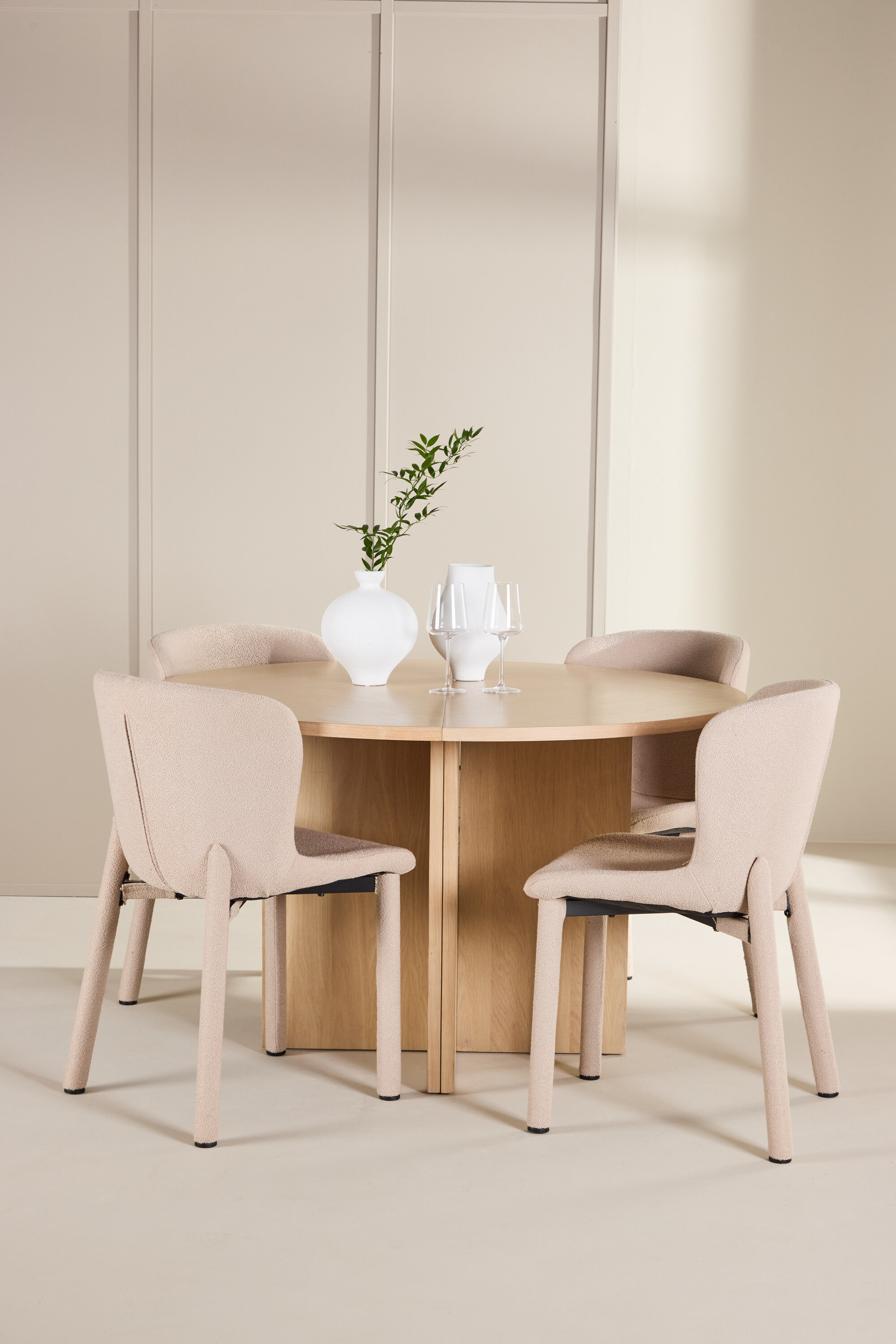 deLOHN Strada, Astoria Ovális étkezőgarnitúra