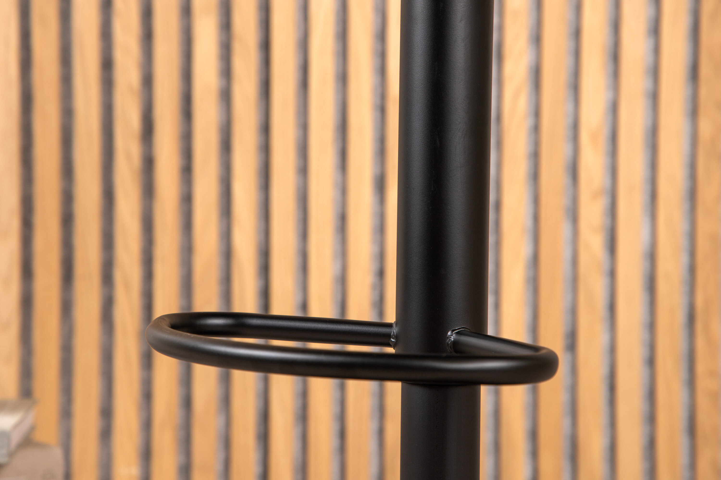 deLOHN Adesto Bárszék deLOHN Adesto Bárszék