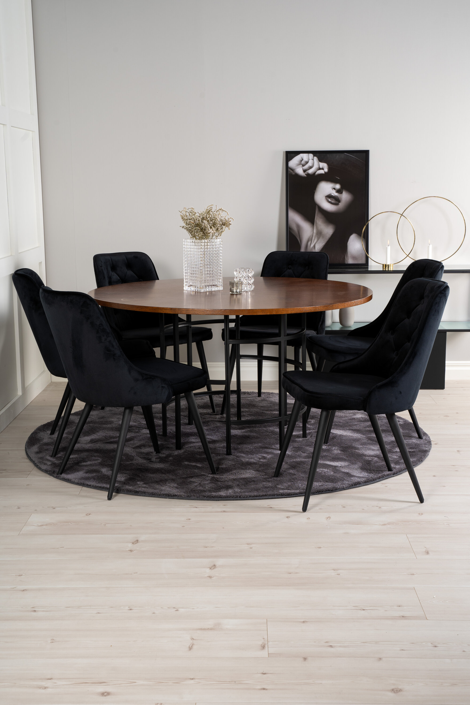 deLOHN Copenhagen, Velvet Deluxe Kör alakú étkezőgarnitúra deLOHN Copenhagen, Velvet Deluxe Kör alakú étkezőgarnitúra